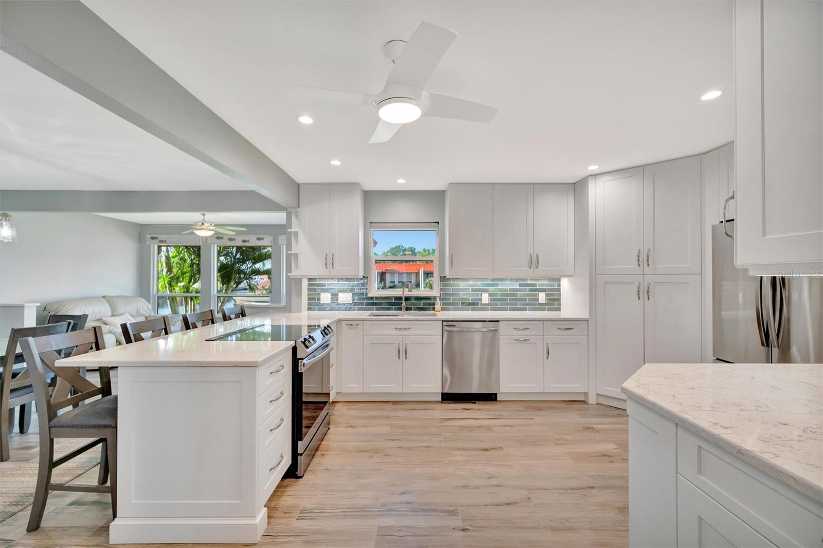 9517 AZURE CV, BRADENTON, FL, 34210