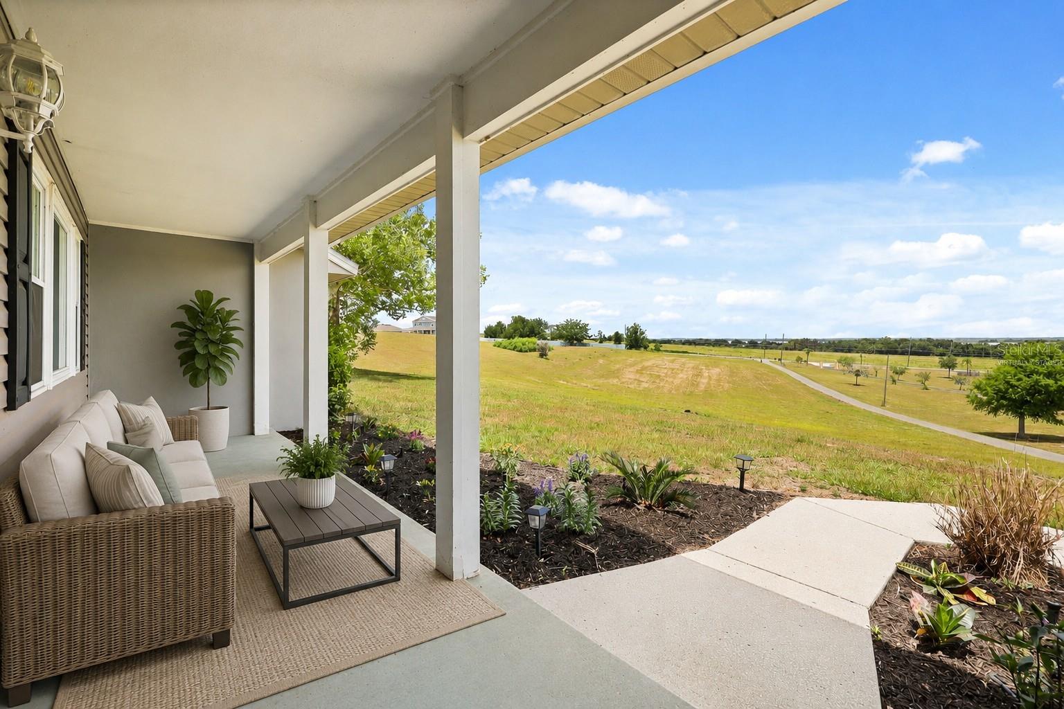 37153 COUNTY ROAD 452, GRAND ISLAND, FL, 32735