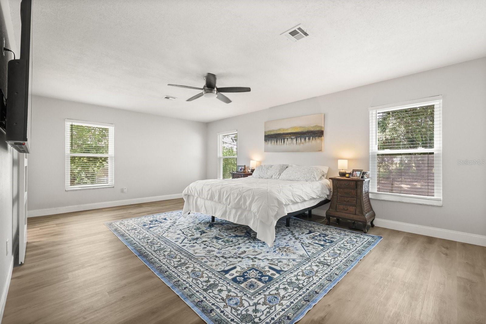 37153 COUNTY ROAD 452, GRAND ISLAND, FL, 32735