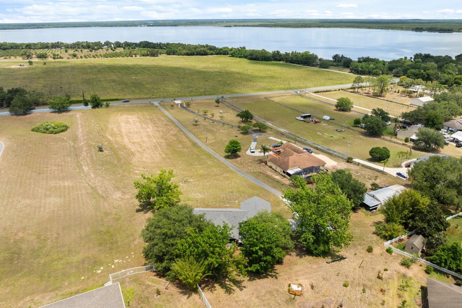 37153 COUNTY ROAD 452, GRAND ISLAND, FL, 32735