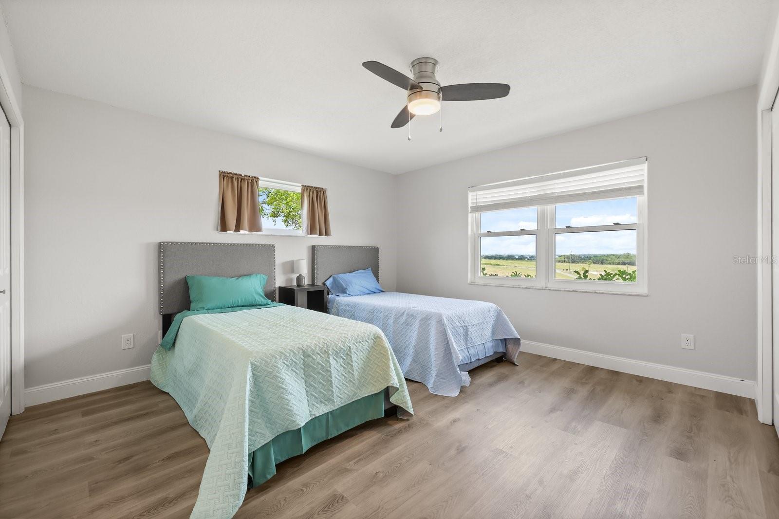 37153 COUNTY ROAD 452, GRAND ISLAND, FL, 32735