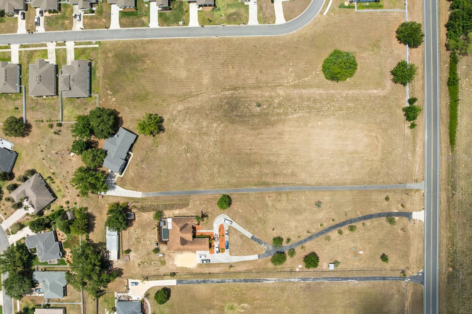 37153 COUNTY ROAD 452, GRAND ISLAND, FL, 32735