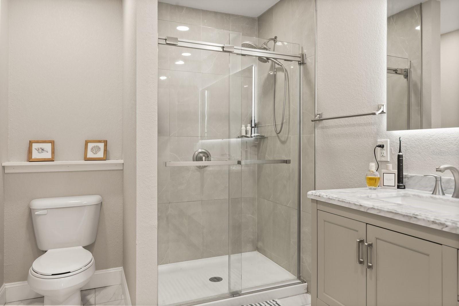 37153 COUNTY ROAD 452, GRAND ISLAND, FL, 32735
