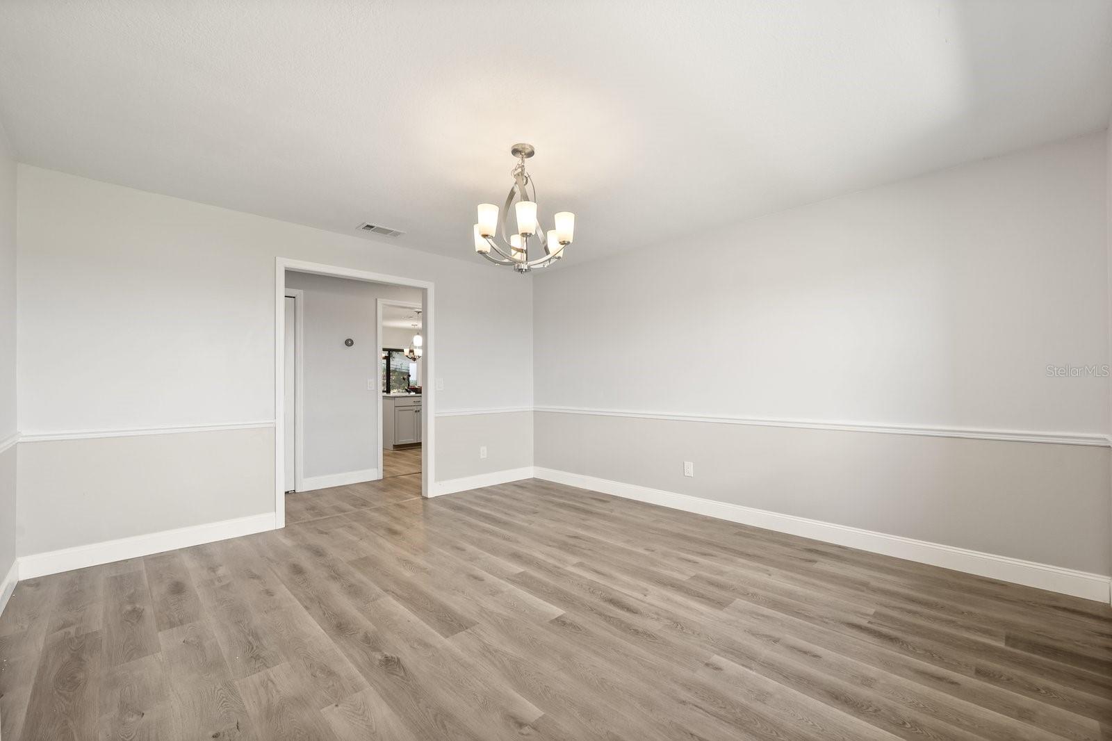 37153 COUNTY ROAD 452, GRAND ISLAND, FL, 32735