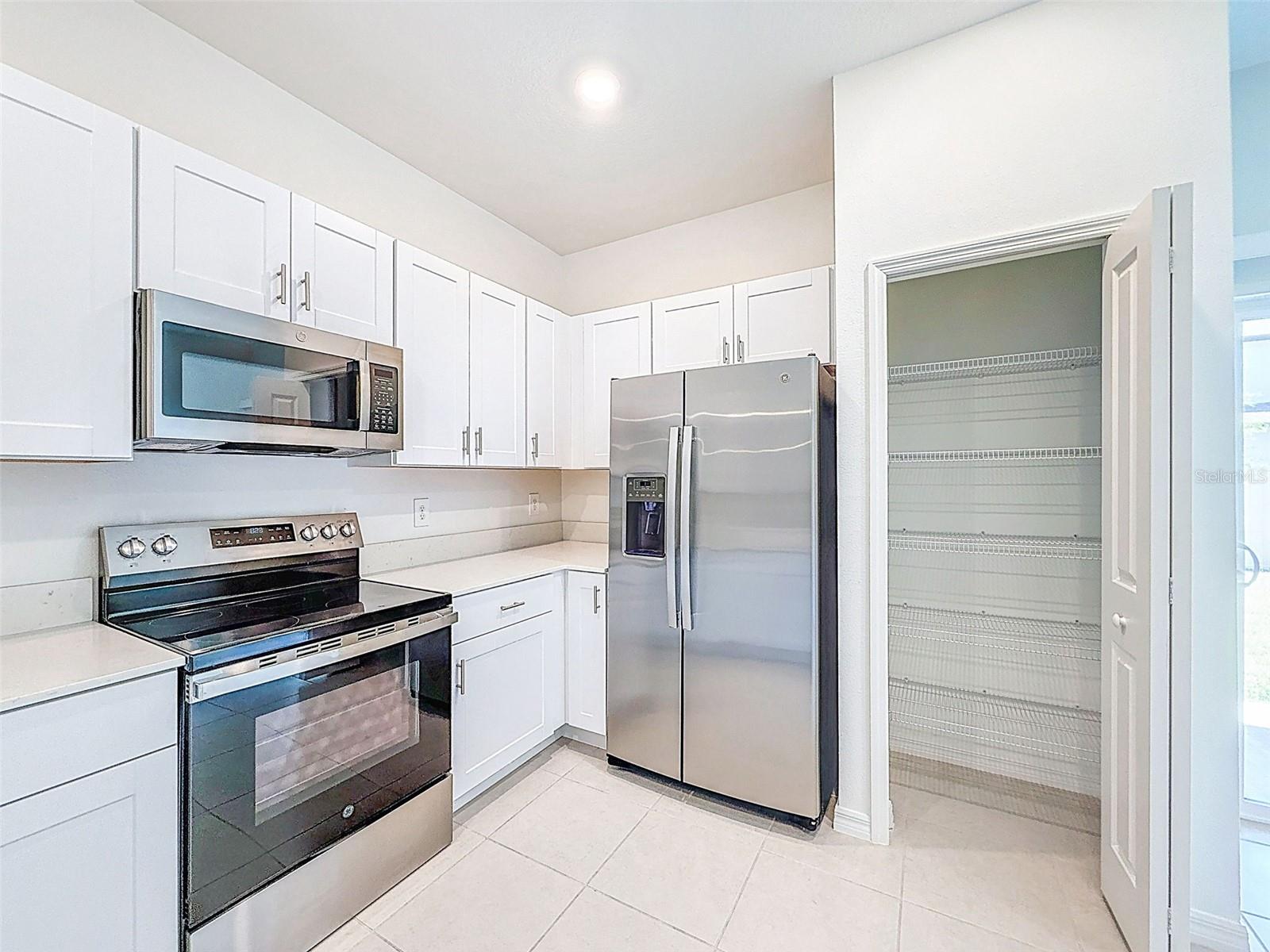 2671 BUTTERCUP LUCINE LN, RUSKIN, FL, 33570