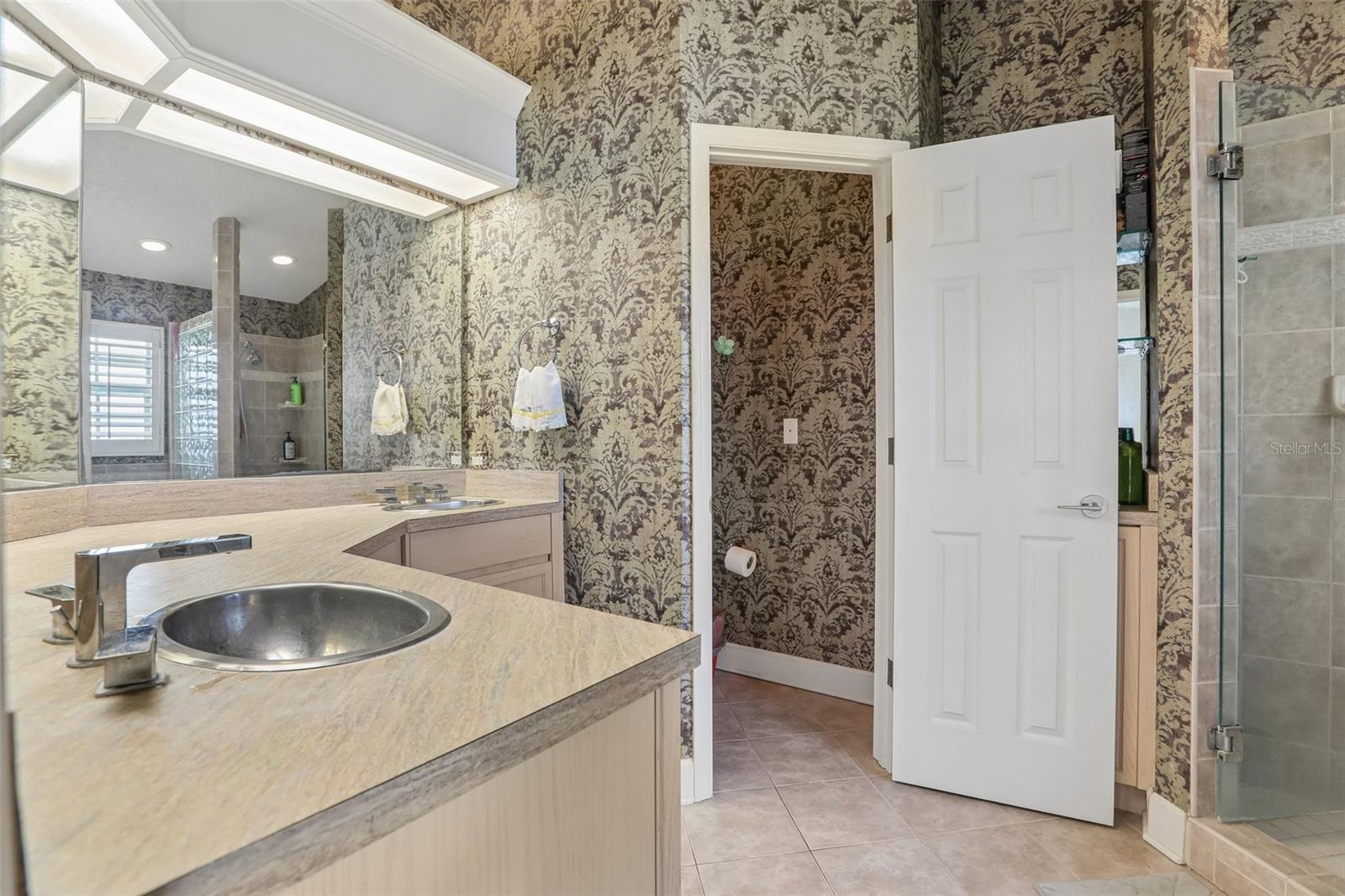 113 YACHT CLUB CIR, NORTH REDINGTON BEACH, FL, 33708