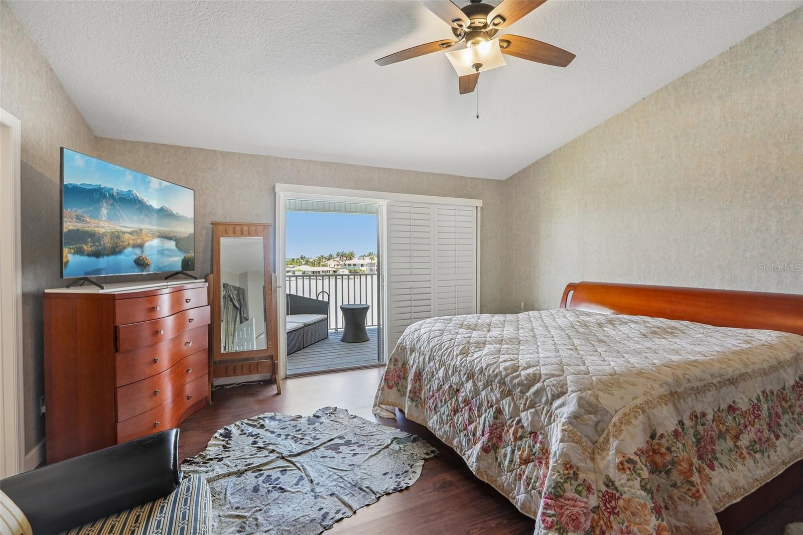 113 YACHT CLUB CIR, NORTH REDINGTON BEACH, FL, 33708