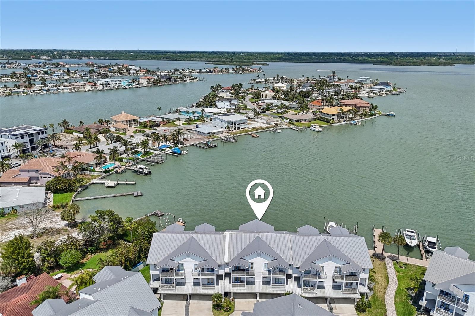 113 YACHT CLUB CIR, NORTH REDINGTON BEACH, FL, 33708