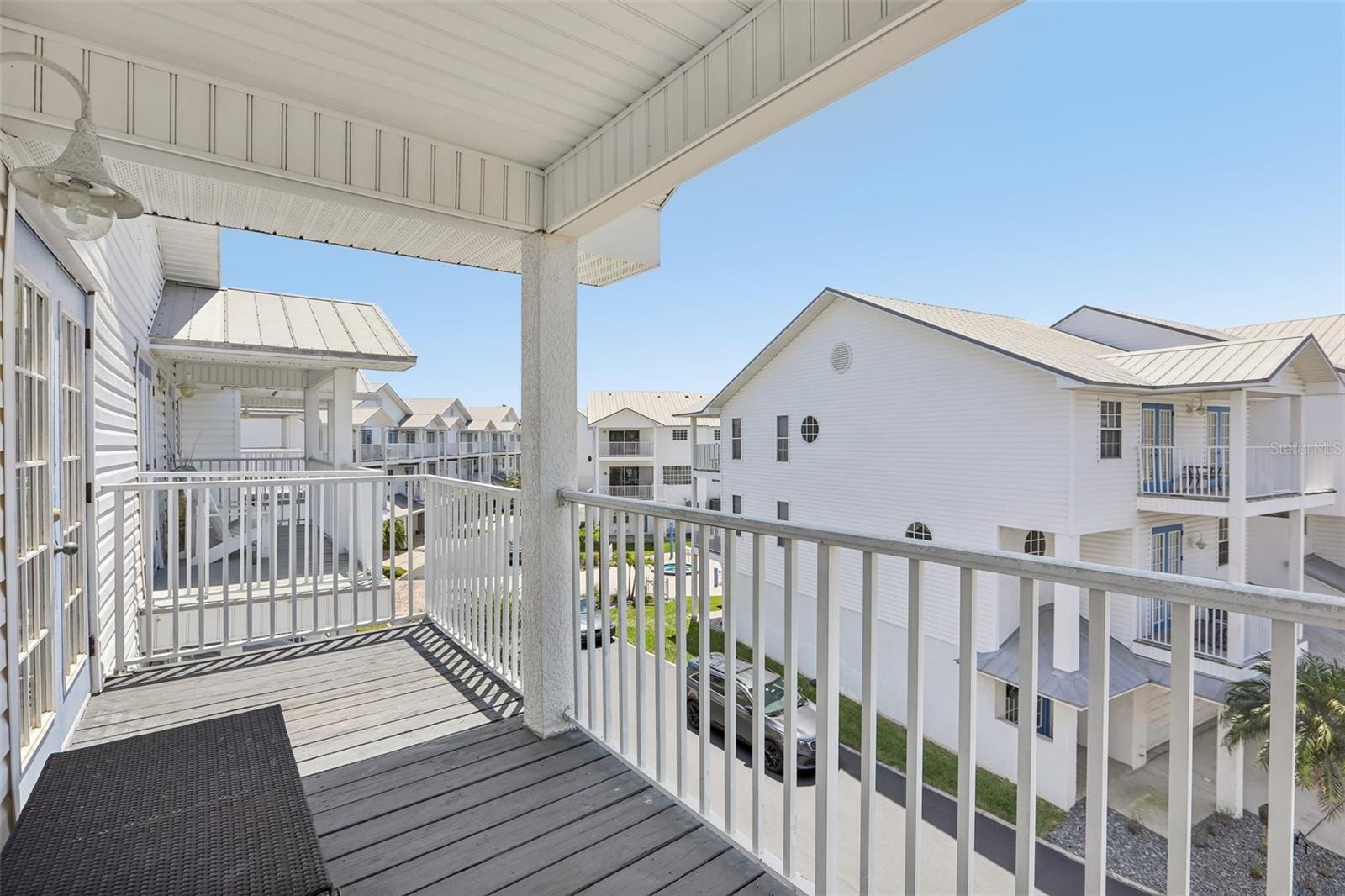 113 YACHT CLUB CIR, NORTH REDINGTON BEACH, FL, 33708