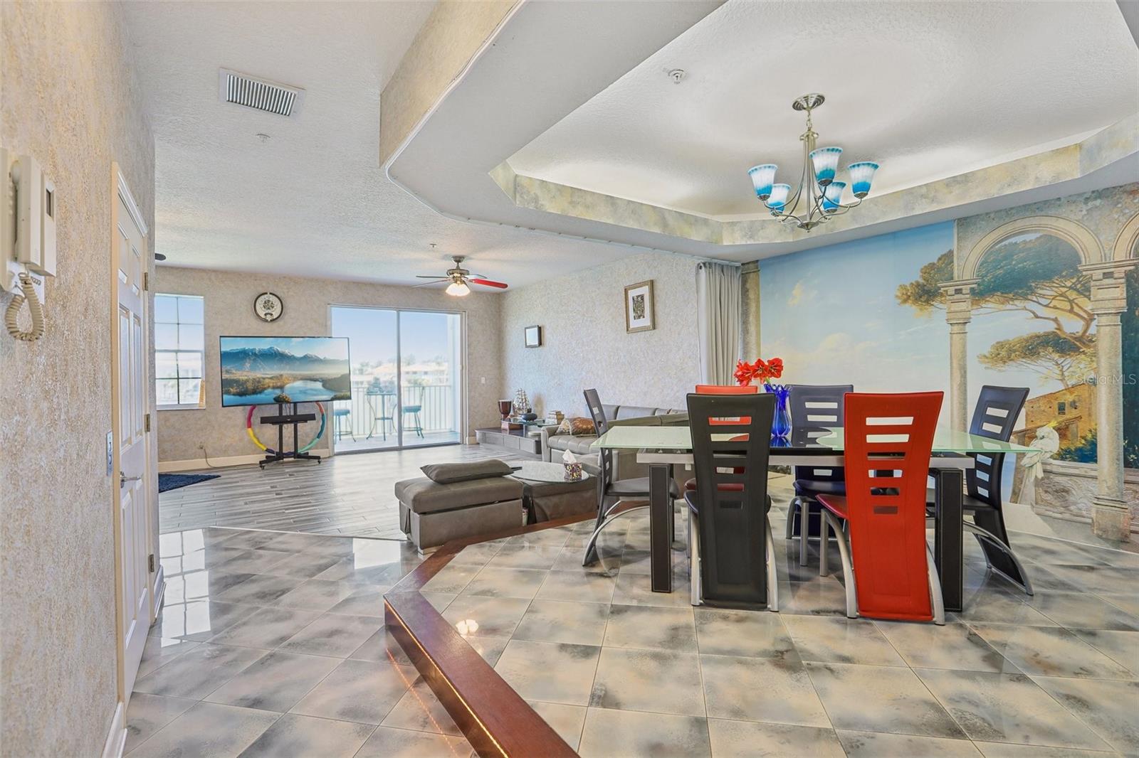 113 YACHT CLUB CIR, NORTH REDINGTON BEACH, FL, 33708