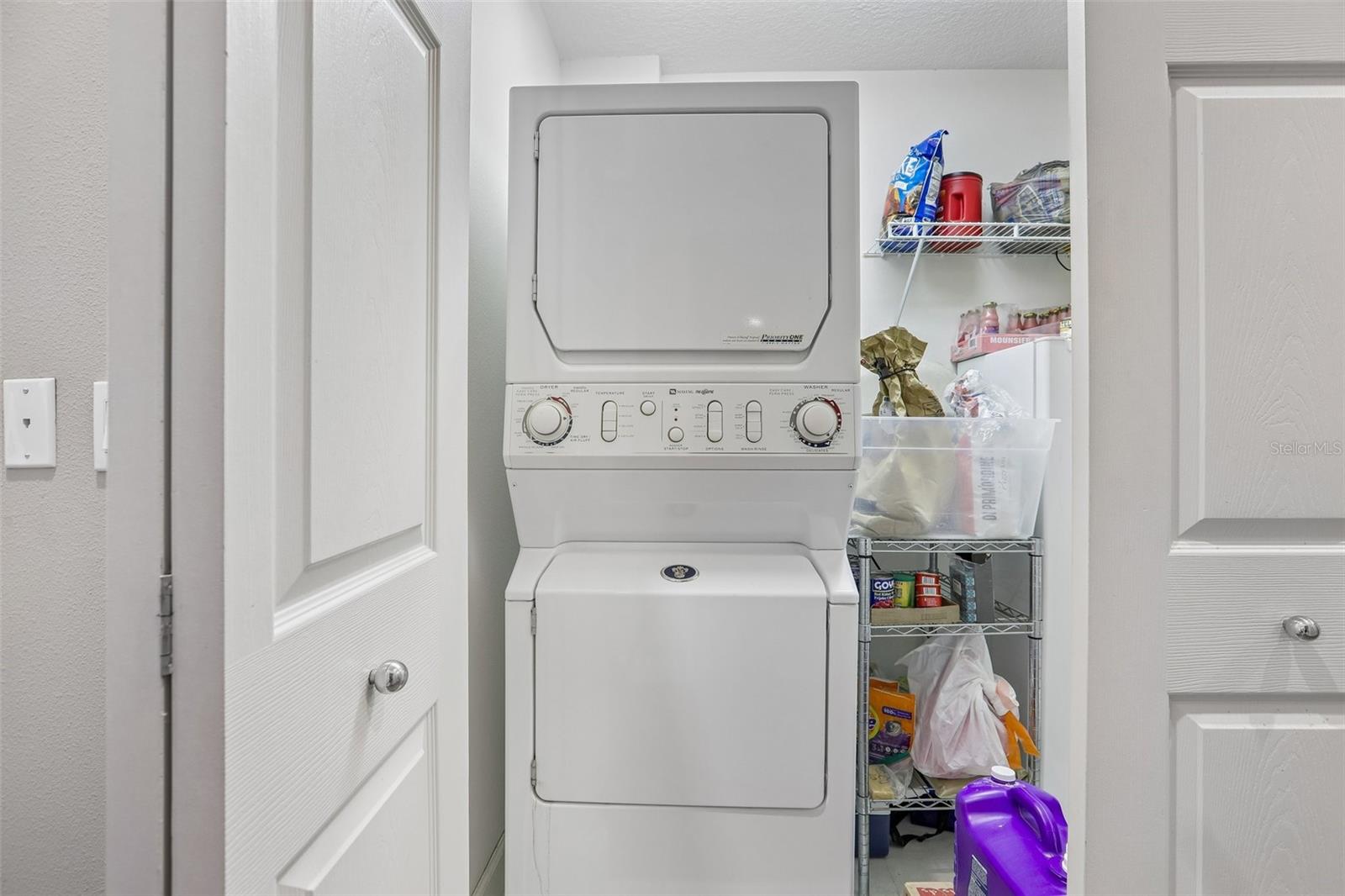 113 YACHT CLUB CIR, NORTH REDINGTON BEACH, FL, 33708