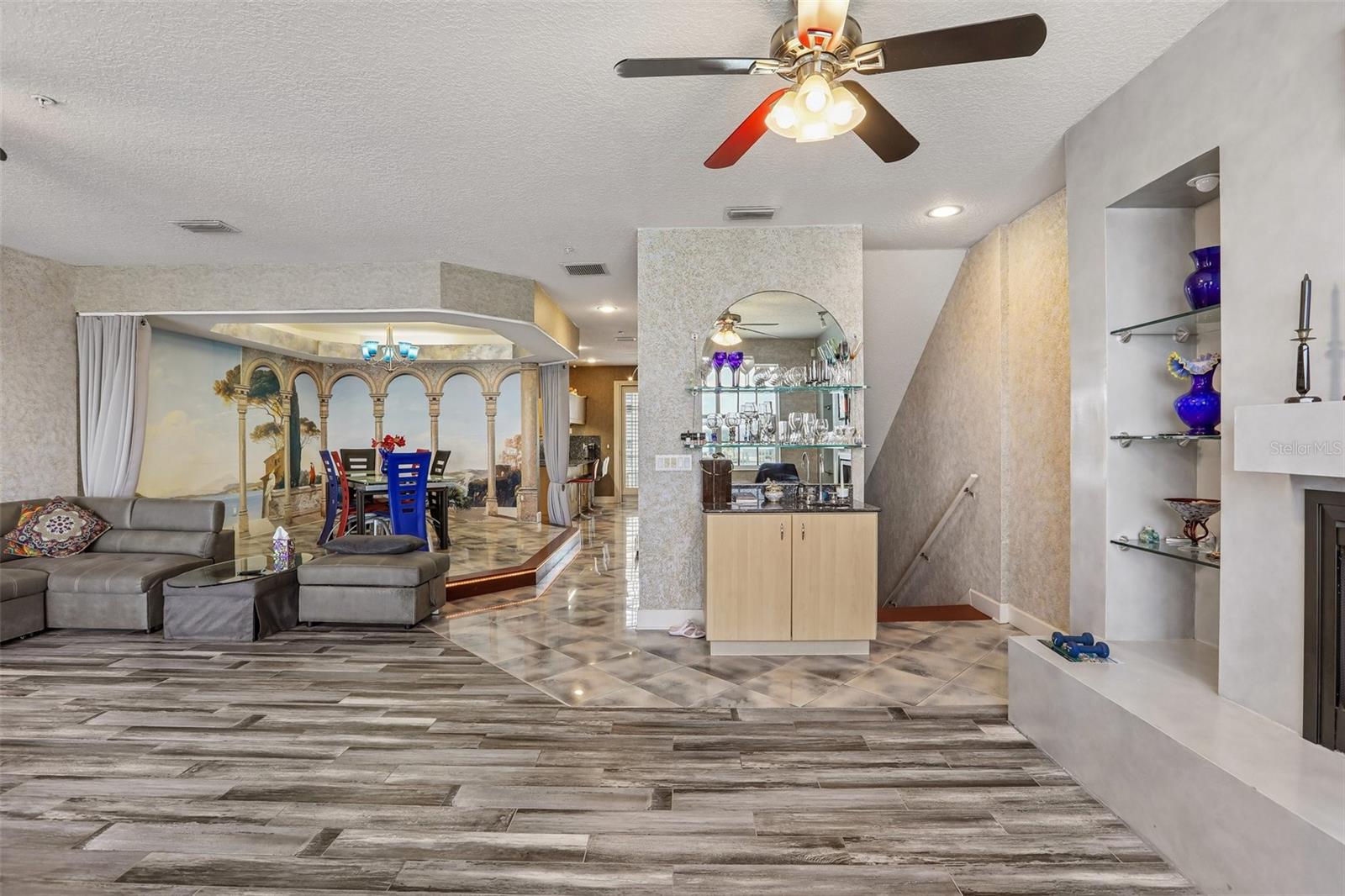 113 YACHT CLUB CIR, NORTH REDINGTON BEACH, FL, 33708