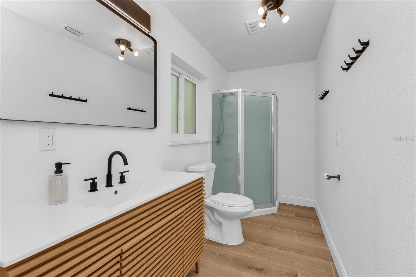 1495 S MARYKNOLL RD, ENGLEWOOD, FL, 34223
