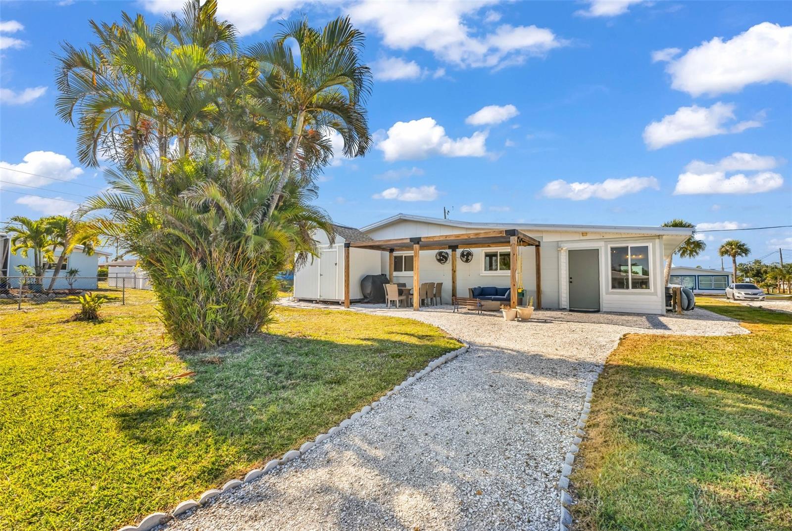 1495 S MARYKNOLL RD, ENGLEWOOD, FL, 34223