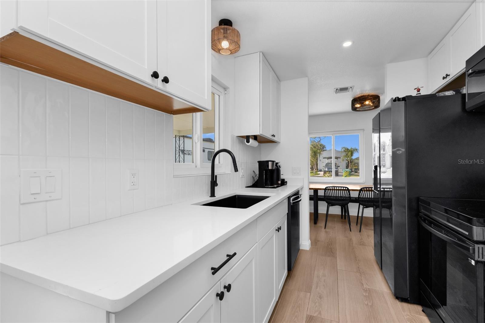 1495 S MARYKNOLL RD, ENGLEWOOD, FL, 34223