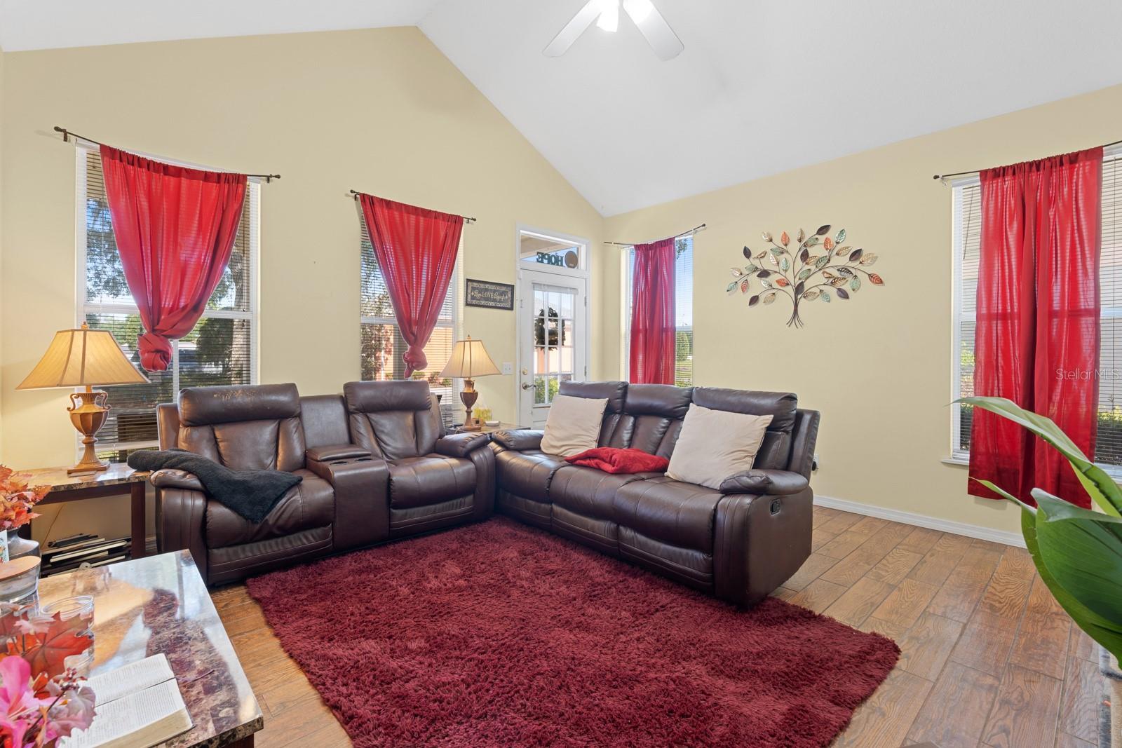 6230 ABBOTT STATION DR, ZEPHYRHILLS, FL, 33542