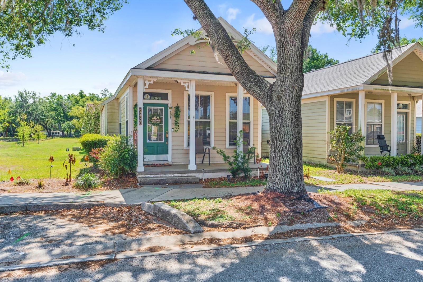 6230 ABBOTT STATION DR, ZEPHYRHILLS, FL, 33542