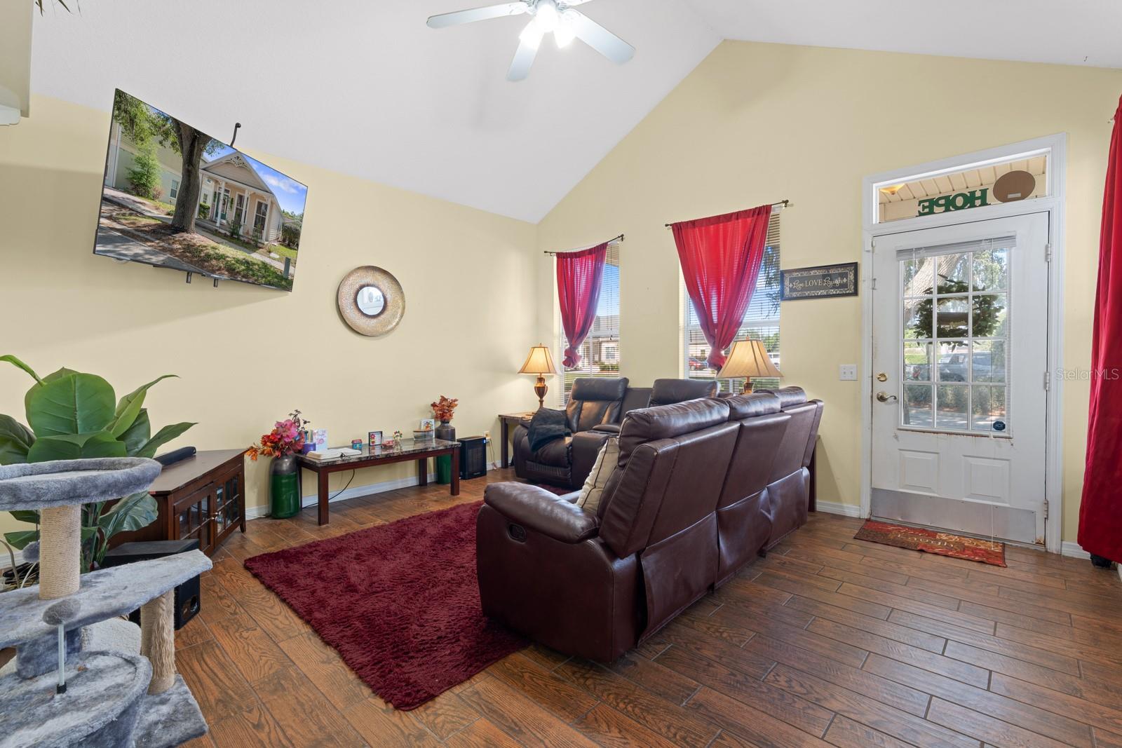 6230 ABBOTT STATION DR, ZEPHYRHILLS, FL, 33542