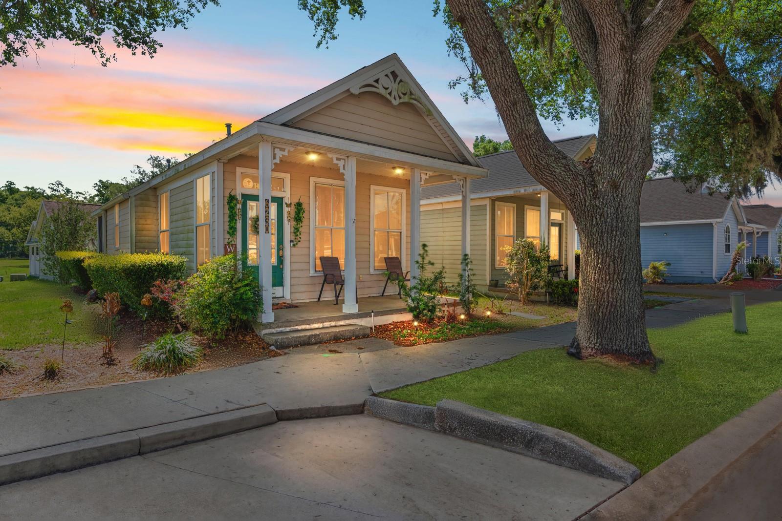 6230 ABBOTT STATION DR, ZEPHYRHILLS, FL, 33542