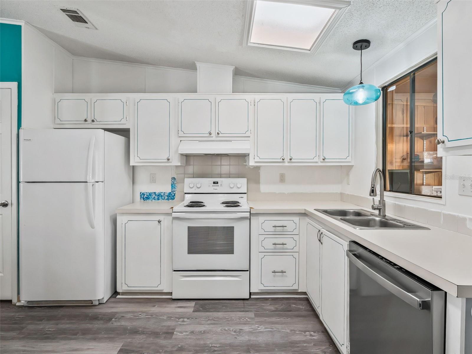 1514 HILLCREST DR, LADY LAKE, FL, 32159