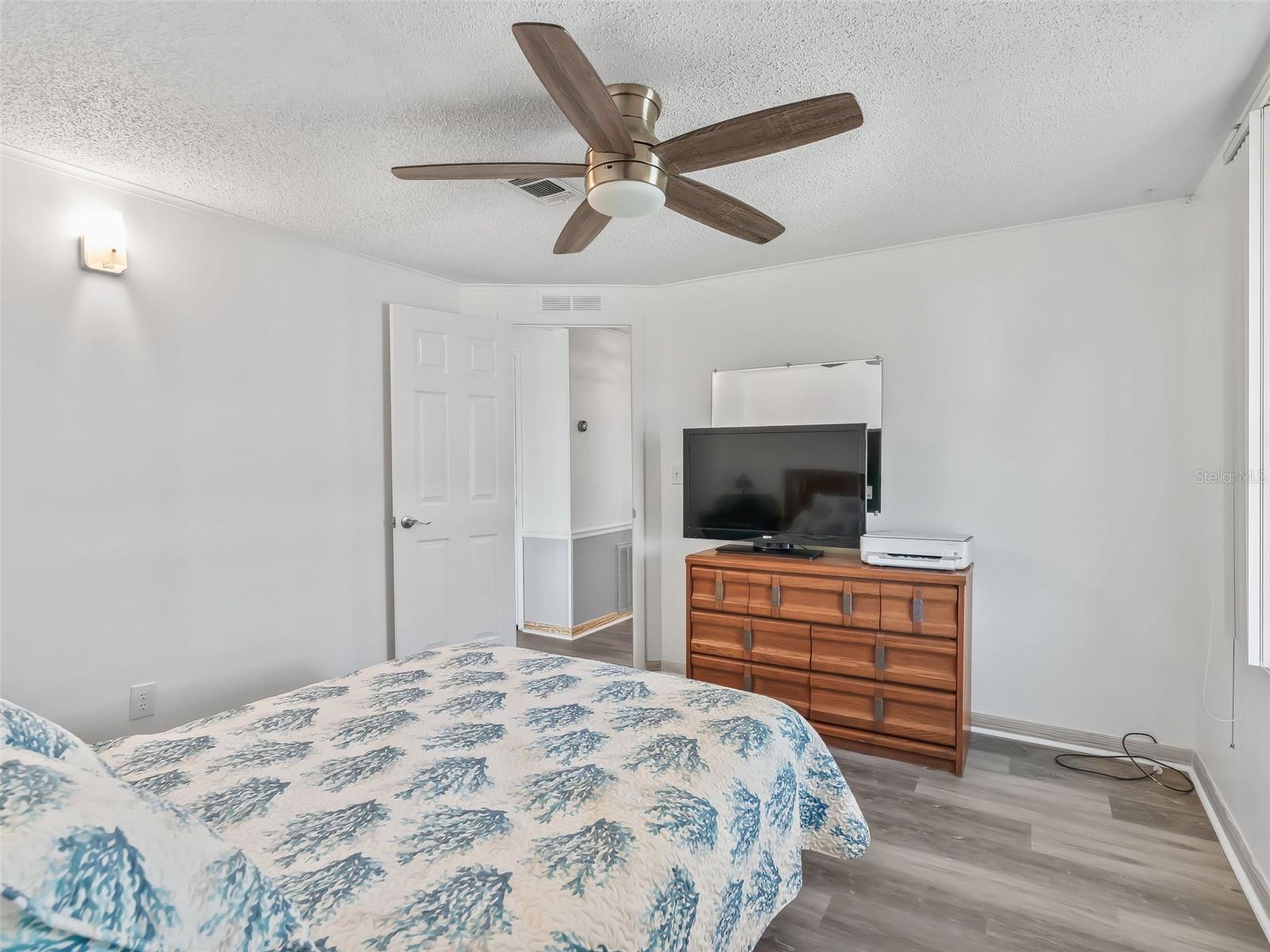 1514 HILLCREST DR, LADY LAKE, FL, 32159