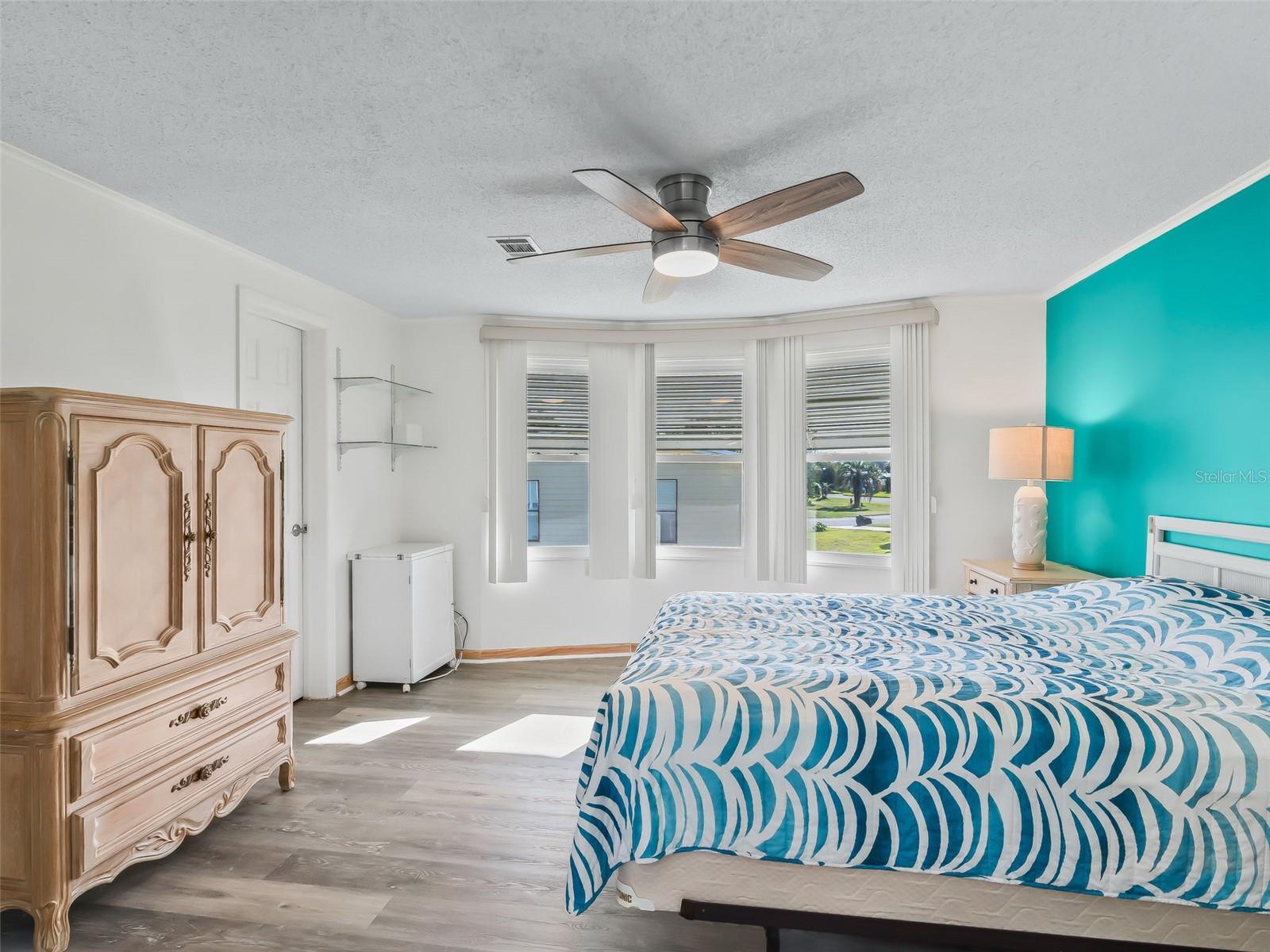 1514 HILLCREST DR, LADY LAKE, FL, 32159