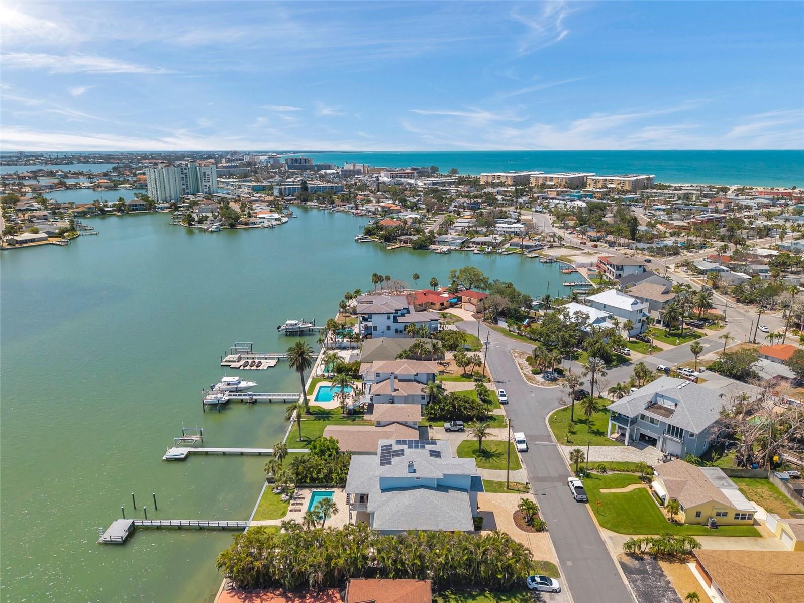 7115 BAY ST, ST PETE BEACH, FL, 33706