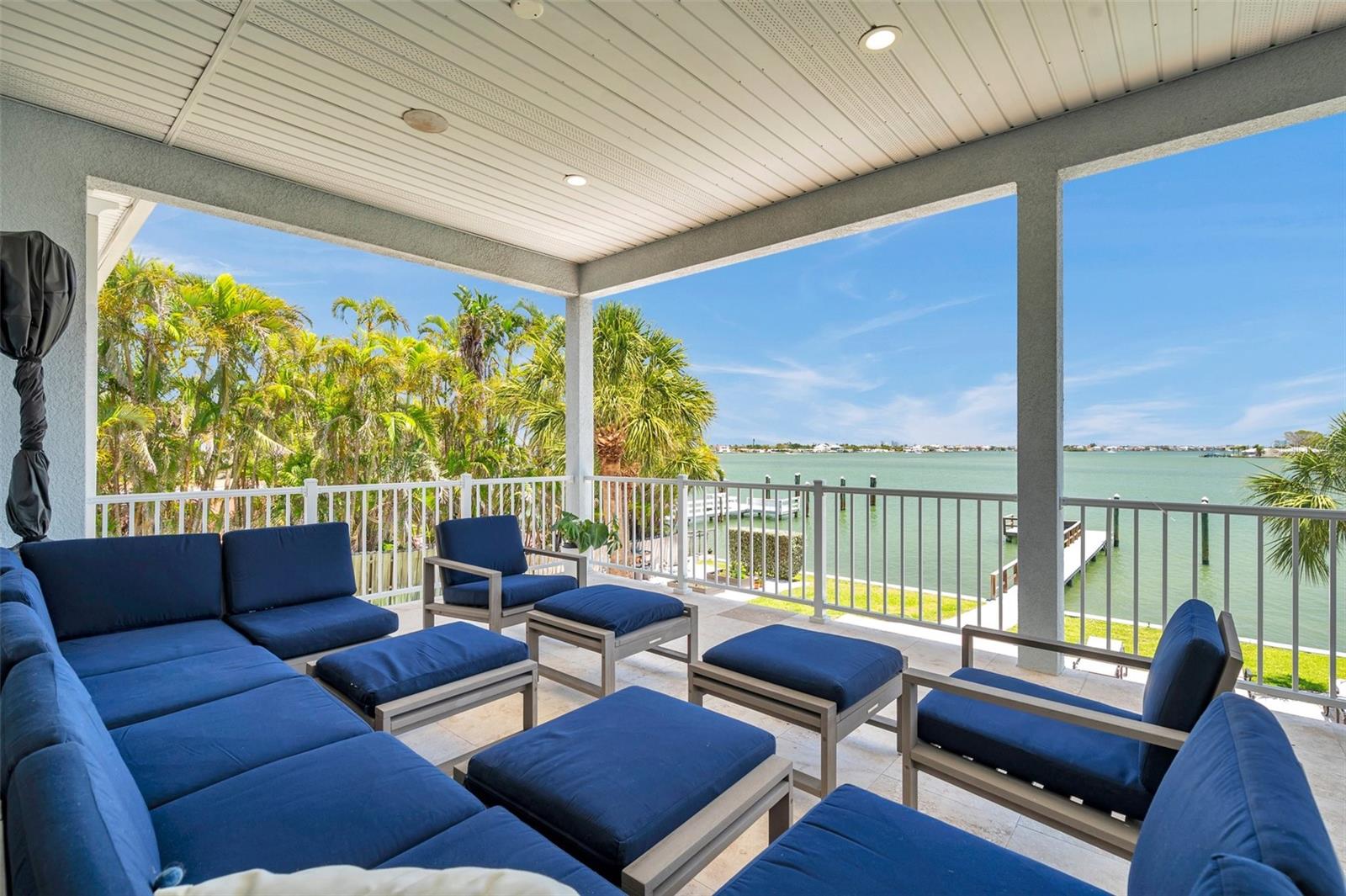 7115 BAY ST, ST PETE BEACH, FL, 33706