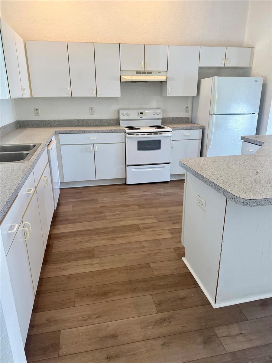 8047 SUGAR PINE BLVD, LAKELAND, FL, 33810