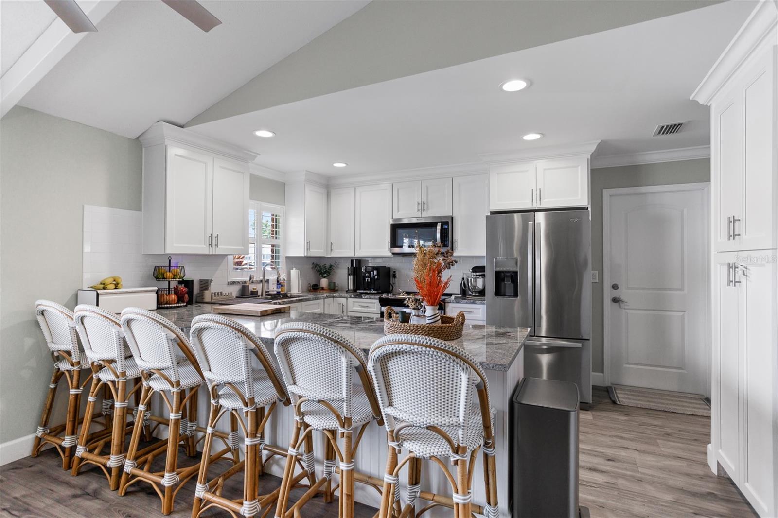 8401 GRANITE PL, TAMPA, FL, 33615