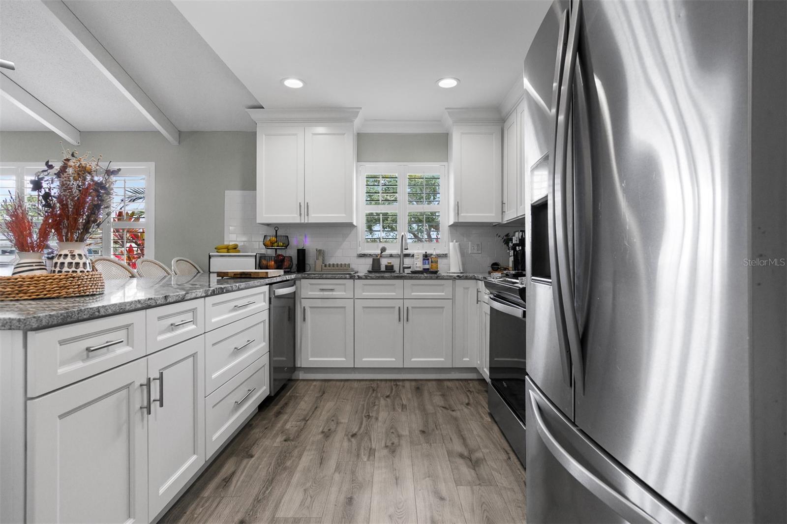 8401 GRANITE PL, TAMPA, FL, 33615