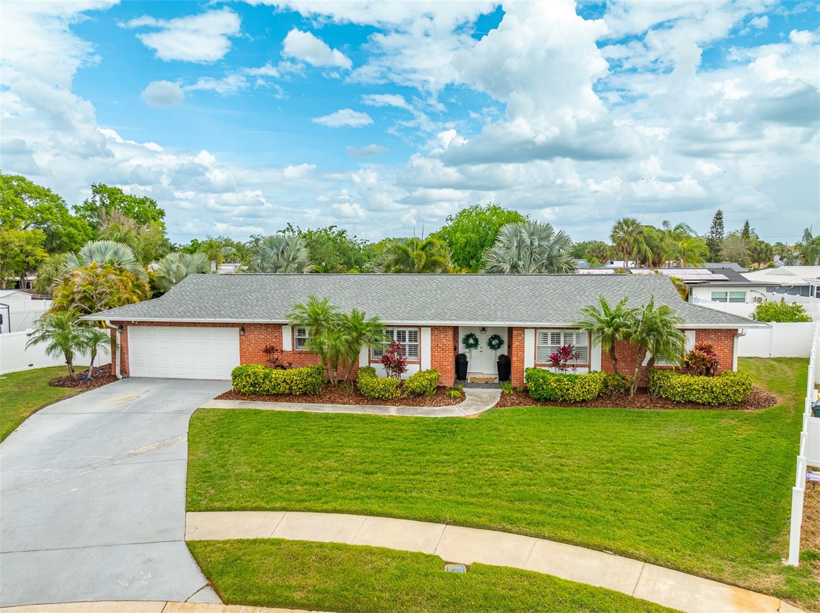 8401 GRANITE PL, TAMPA, FL, 33615