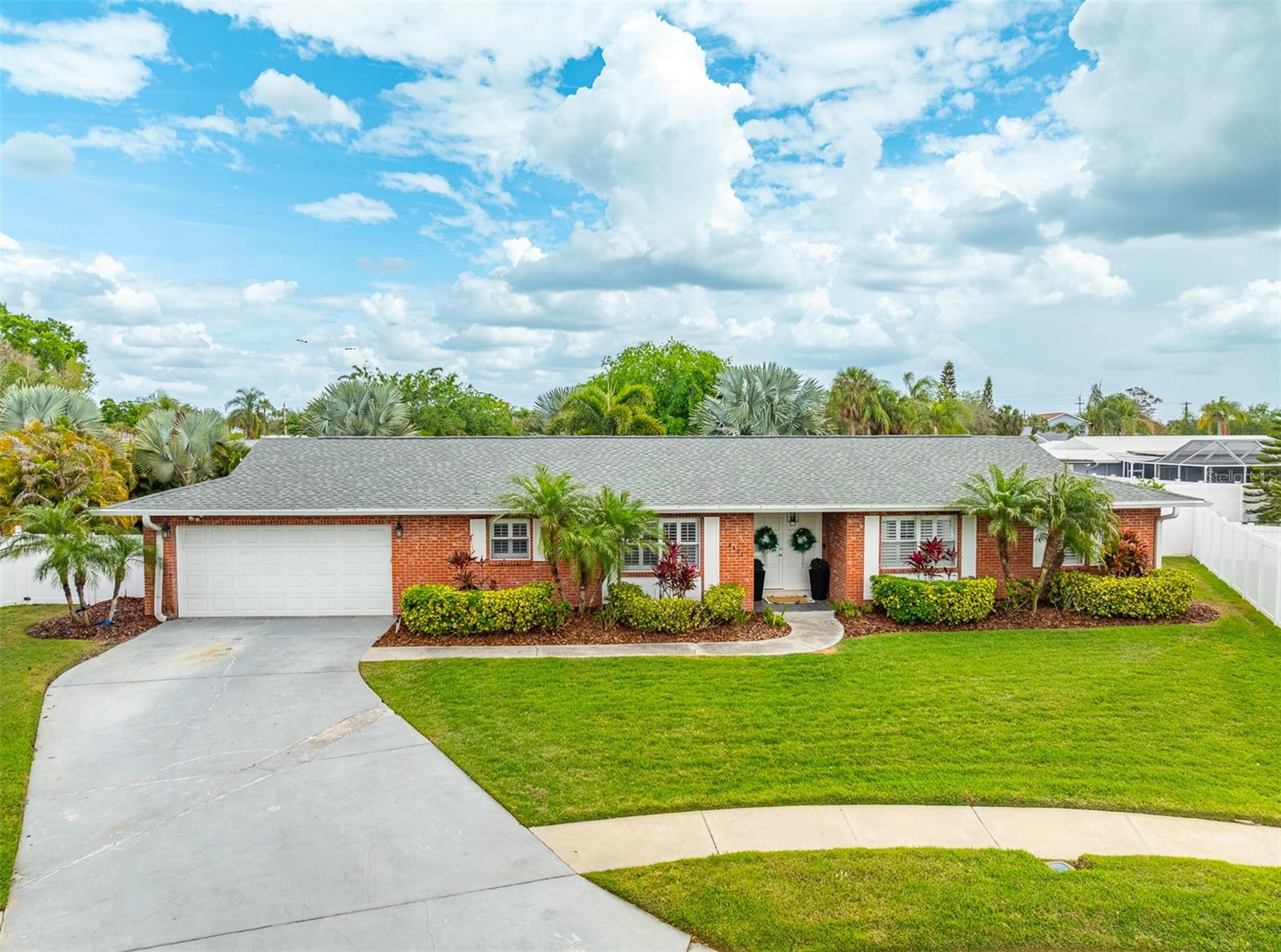 8401 GRANITE PL, TAMPA, FL, 33615