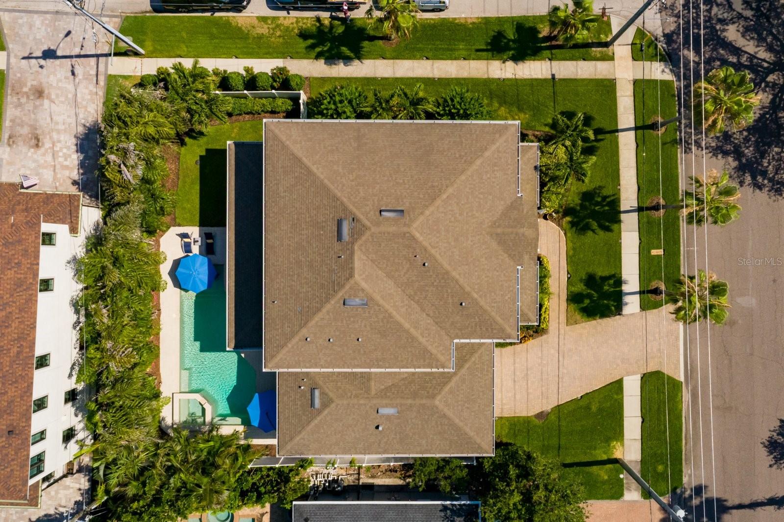 852 CORDOVA BLVD NE, ST PETERSBURG, FL, 33704