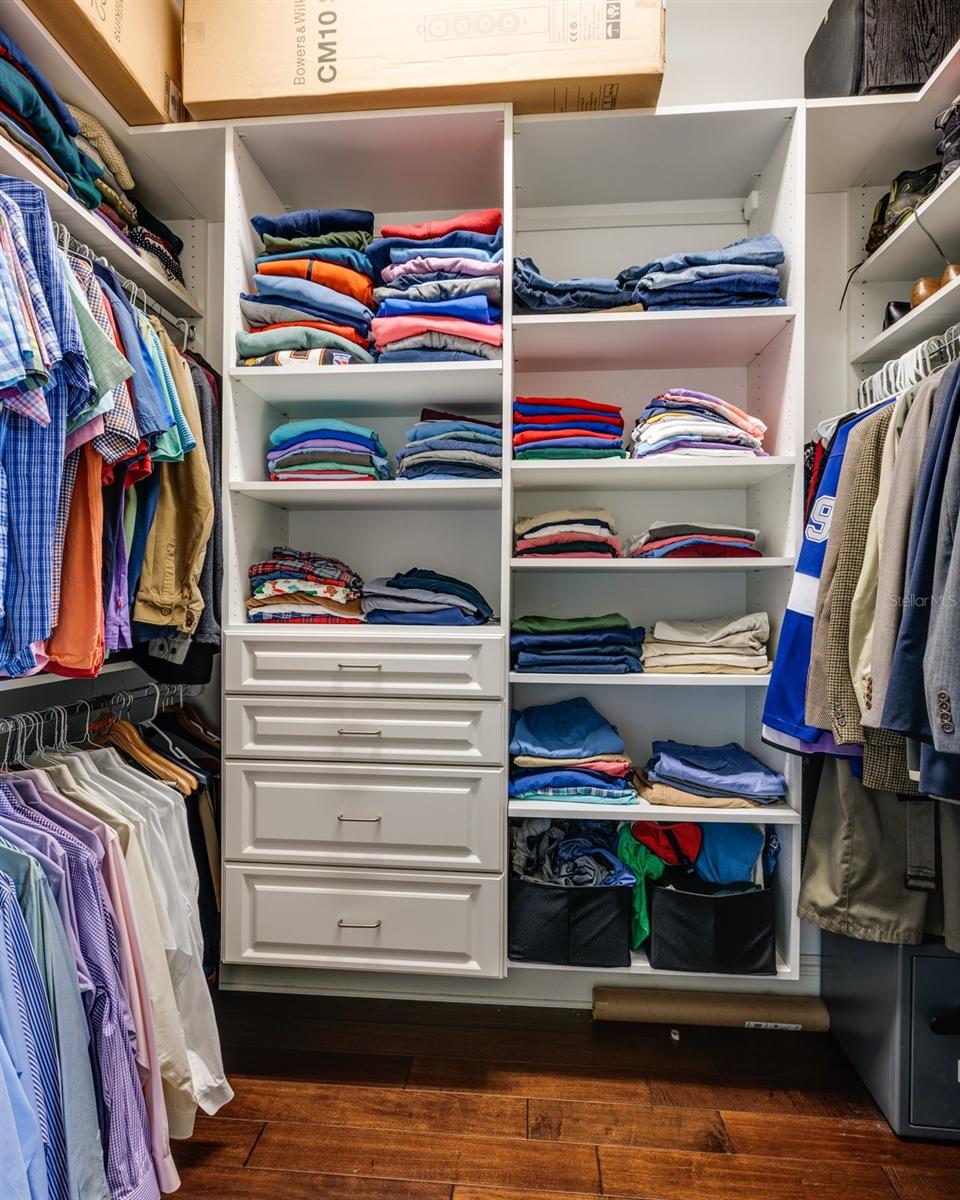 852 CORDOVA BLVD NE, ST PETERSBURG, FL, 33704