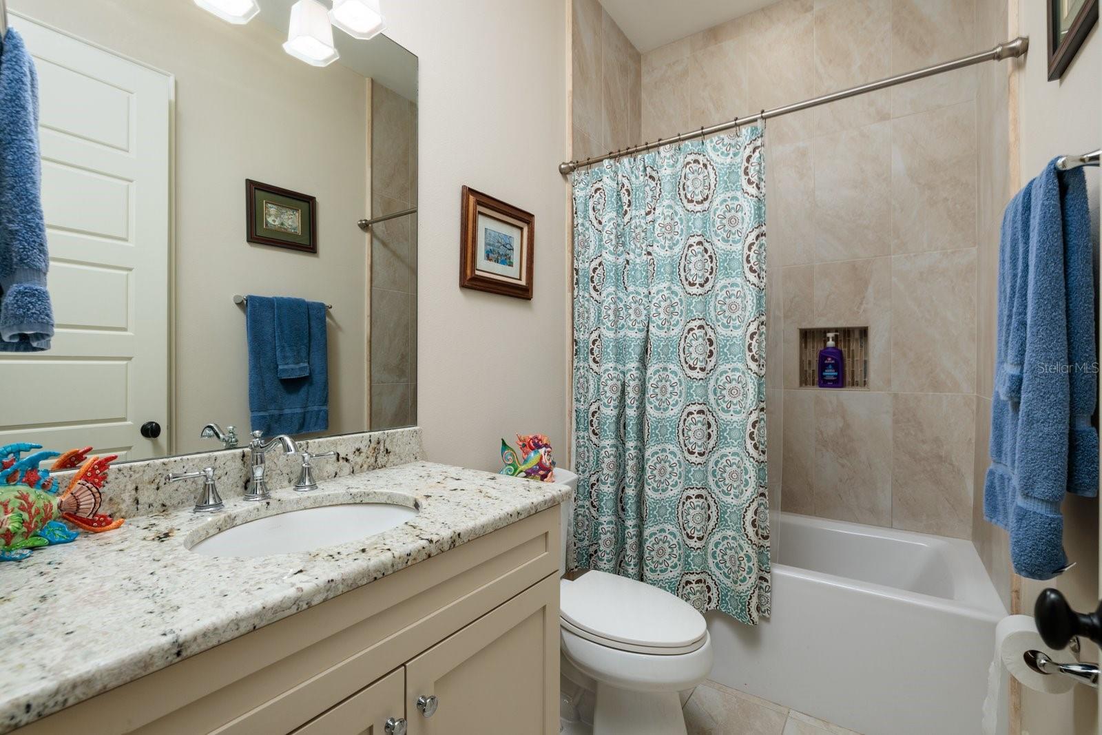 852 CORDOVA BLVD NE, ST PETERSBURG, FL, 33704