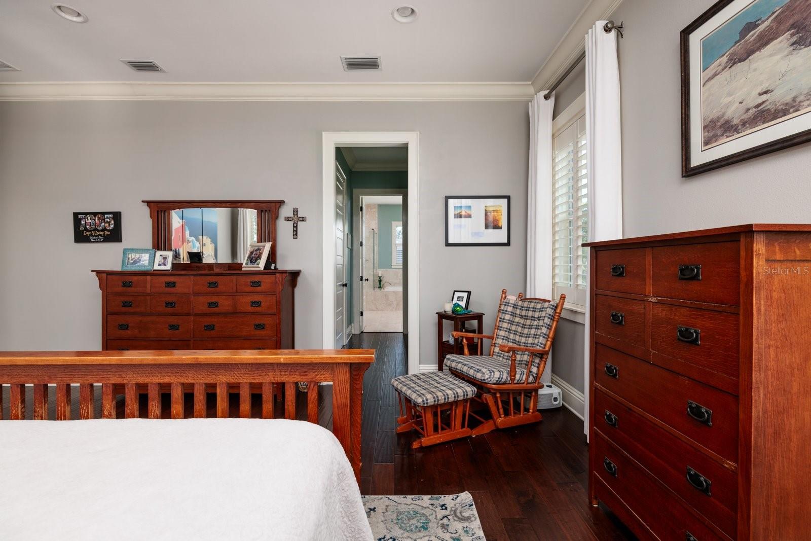 852 CORDOVA BLVD NE, ST PETERSBURG, FL, 33704