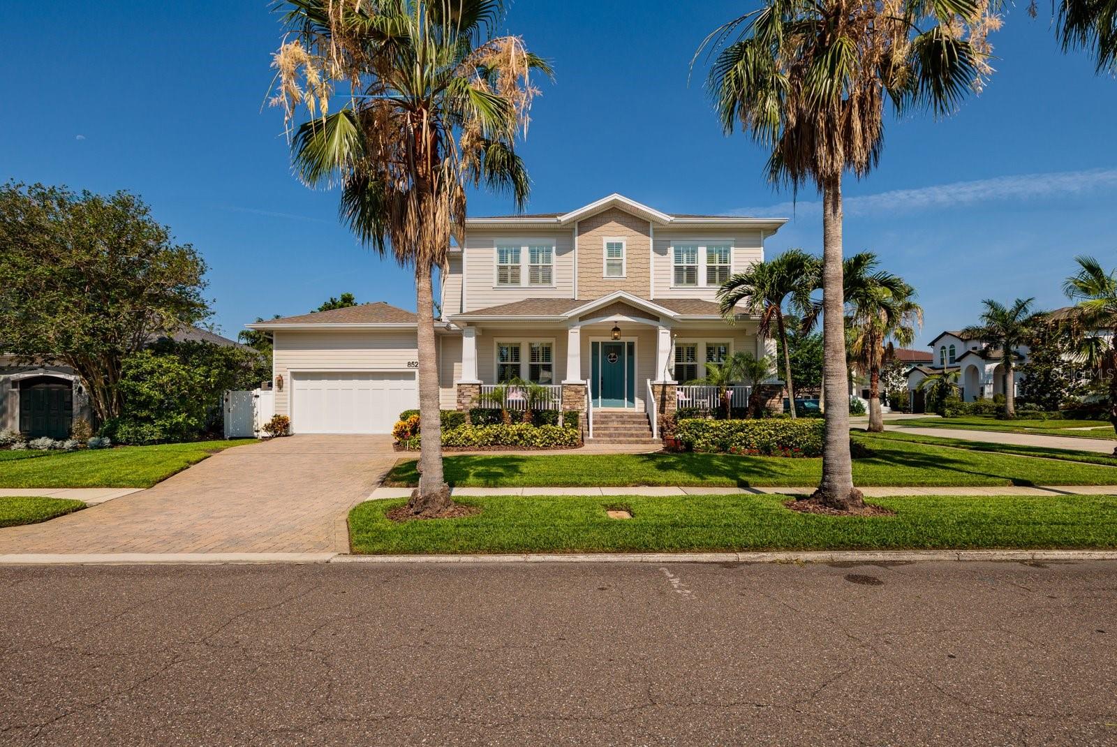 852 CORDOVA BLVD NE, ST PETERSBURG, FL, 33704