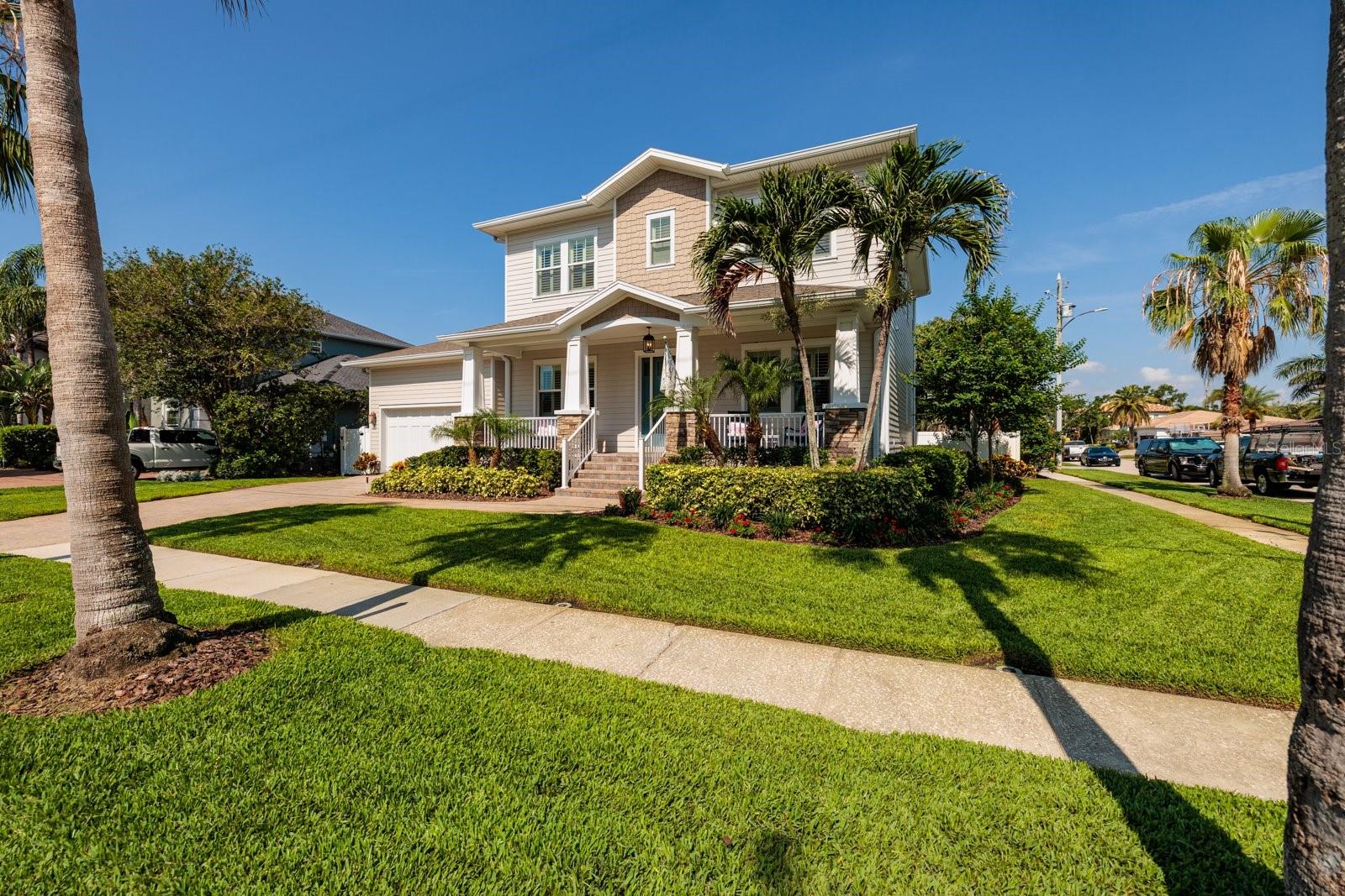 852 CORDOVA BLVD NE, ST PETERSBURG, FL, 33704