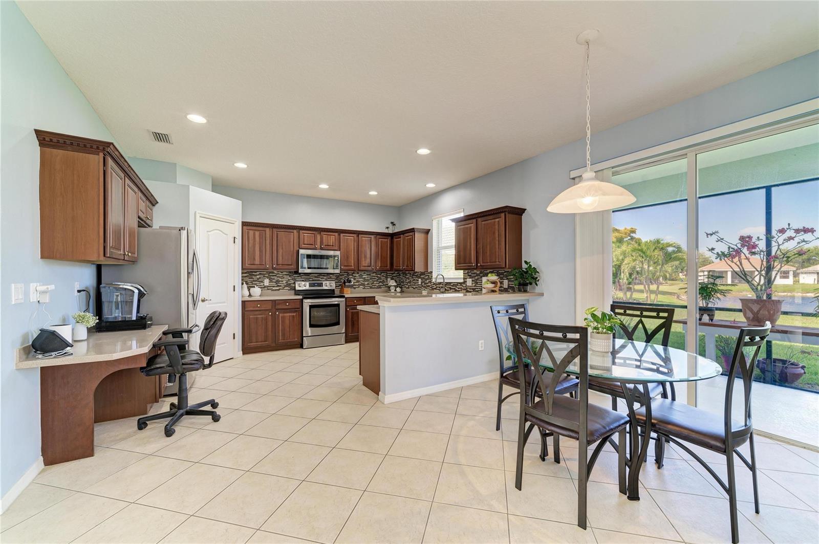 9035 WILLOWBROOK CIR, BRADENTON, FL, 34212