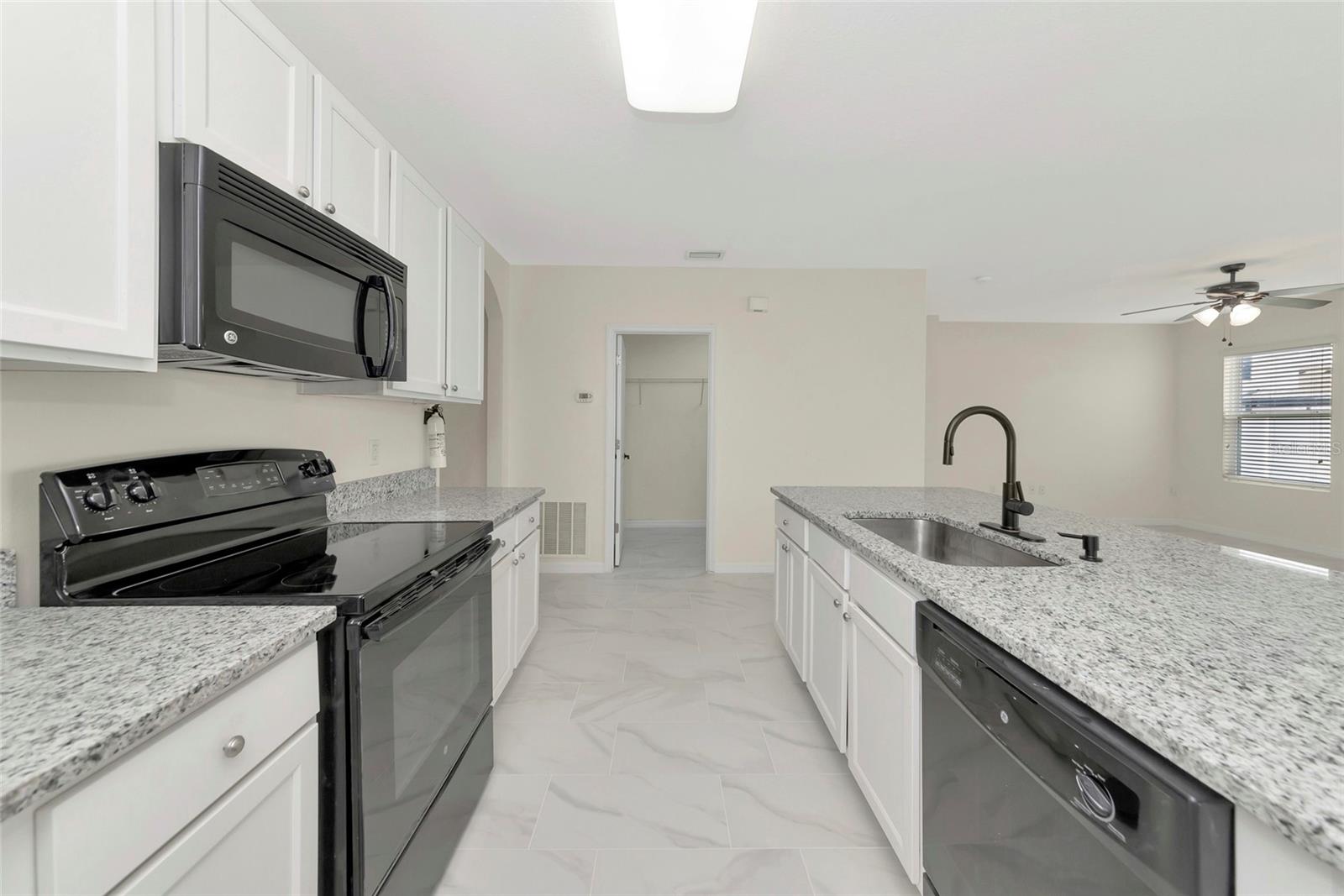 15517 ROSE GROVE DR, BRADENTON, FL, 34212