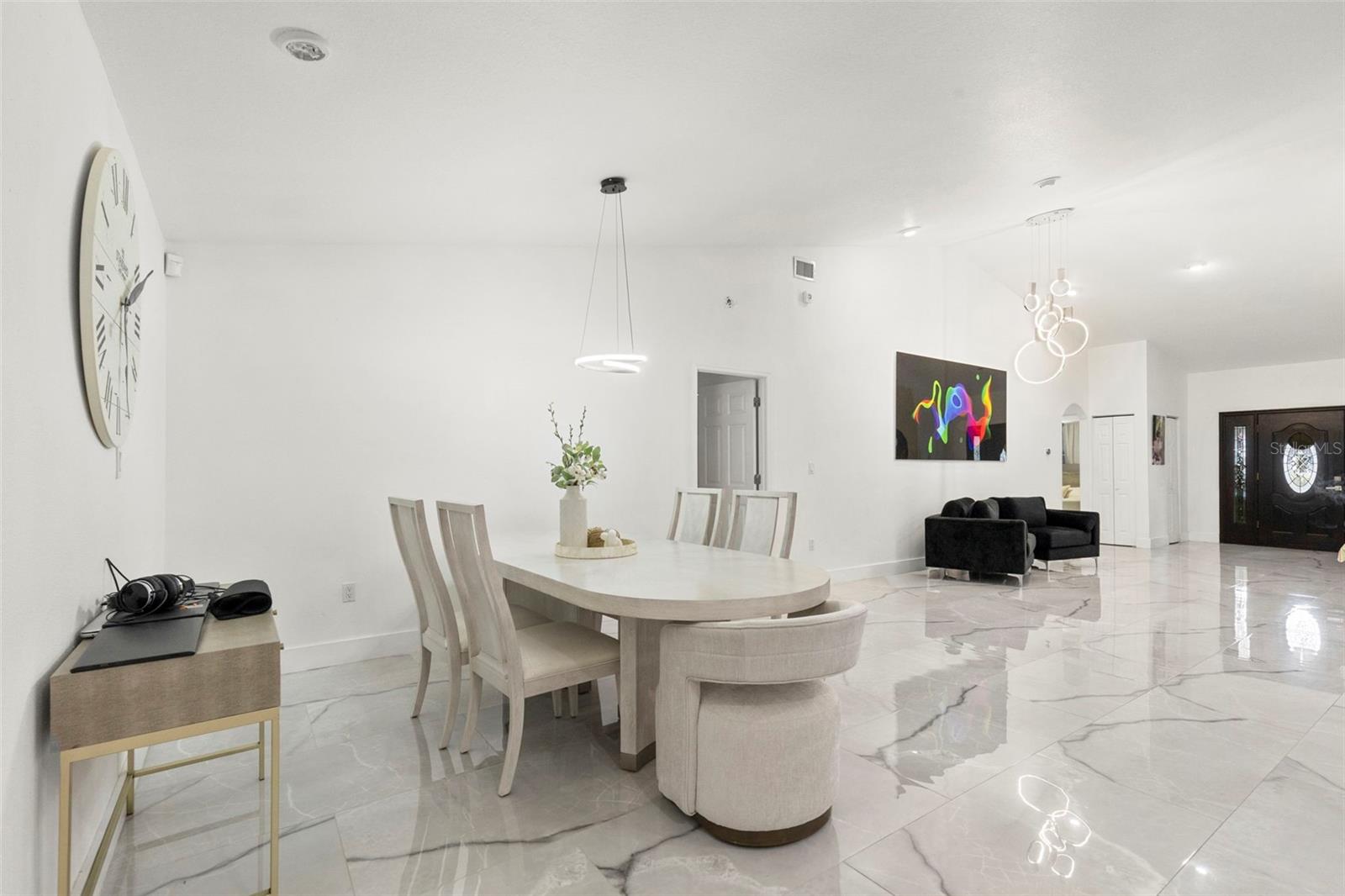 8019 N GOMEZ AVE, TAMPA, FL, 33614