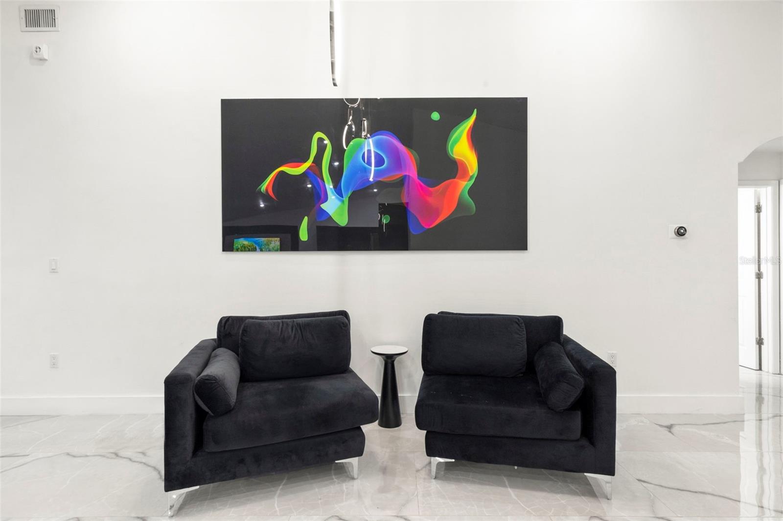 8019 N GOMEZ AVE, TAMPA, FL, 33614