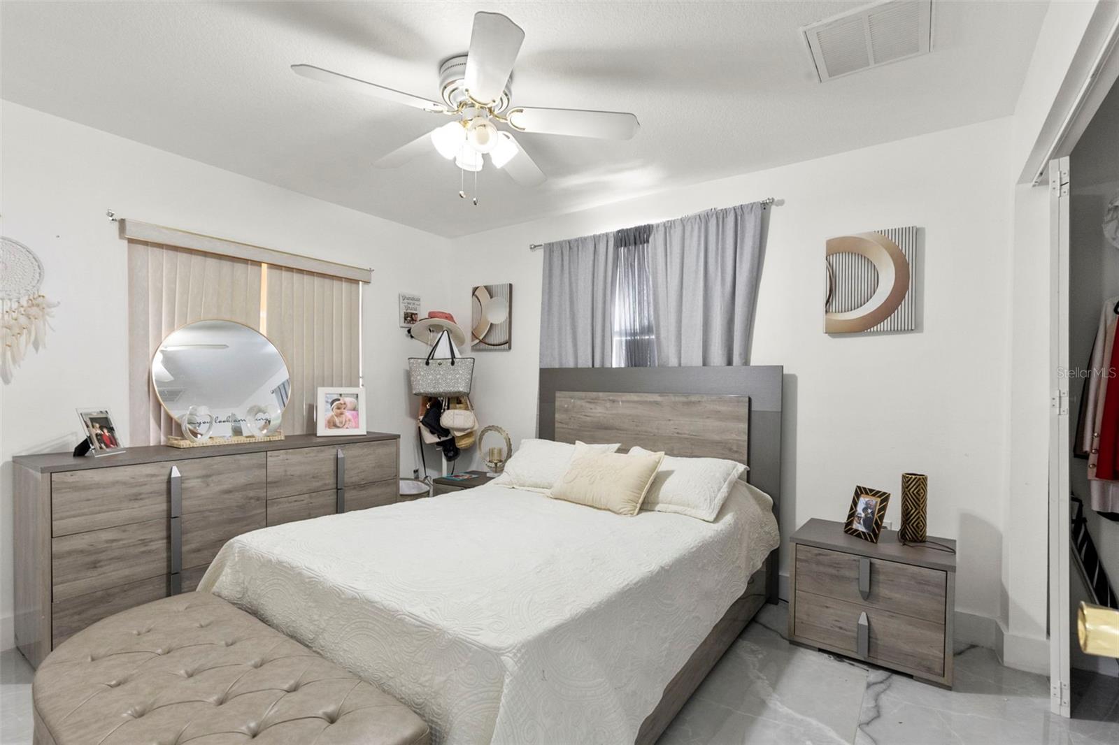 8019 N GOMEZ AVE, TAMPA, FL, 33614