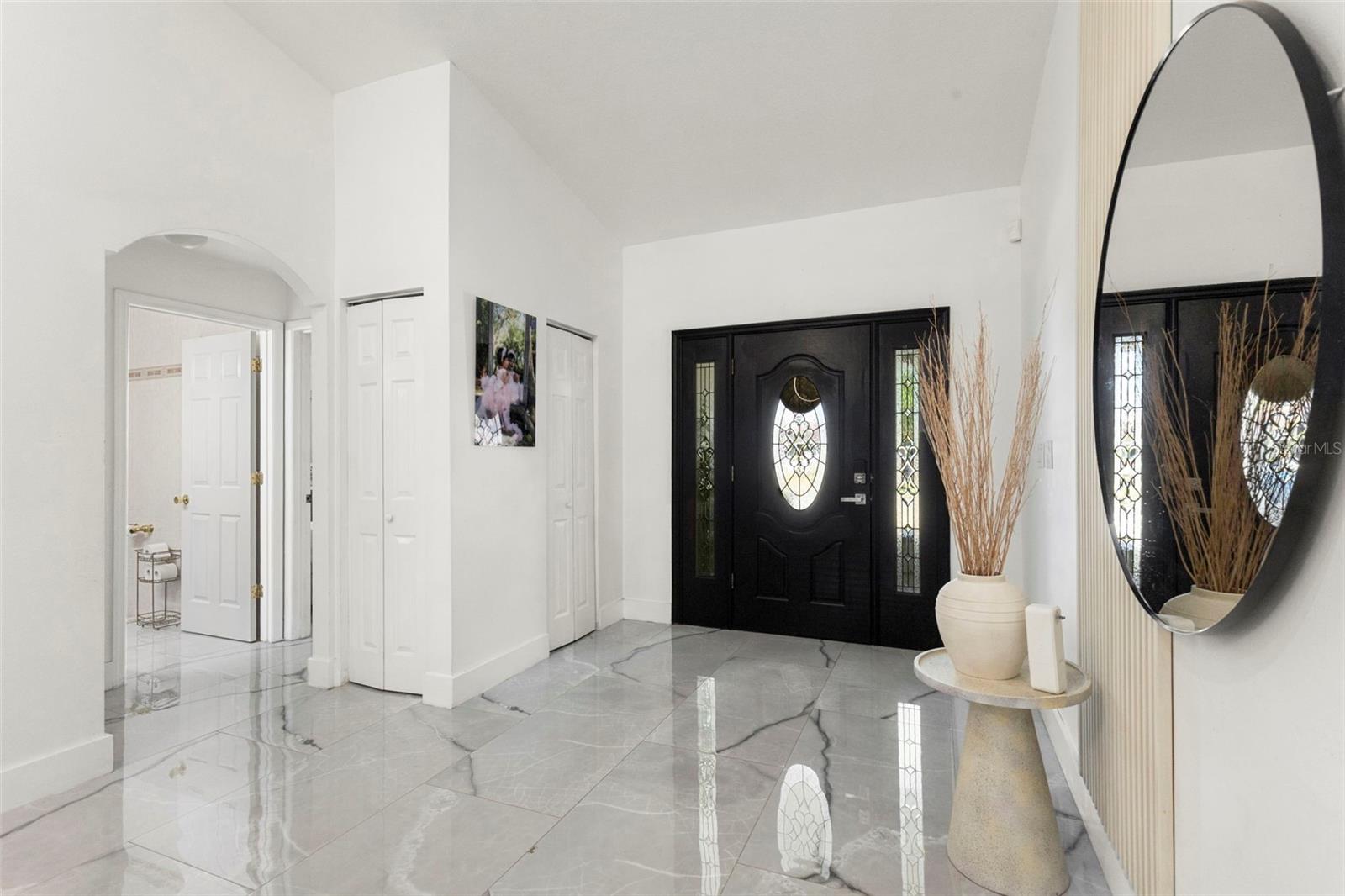 8019 N GOMEZ AVE, TAMPA, FL, 33614