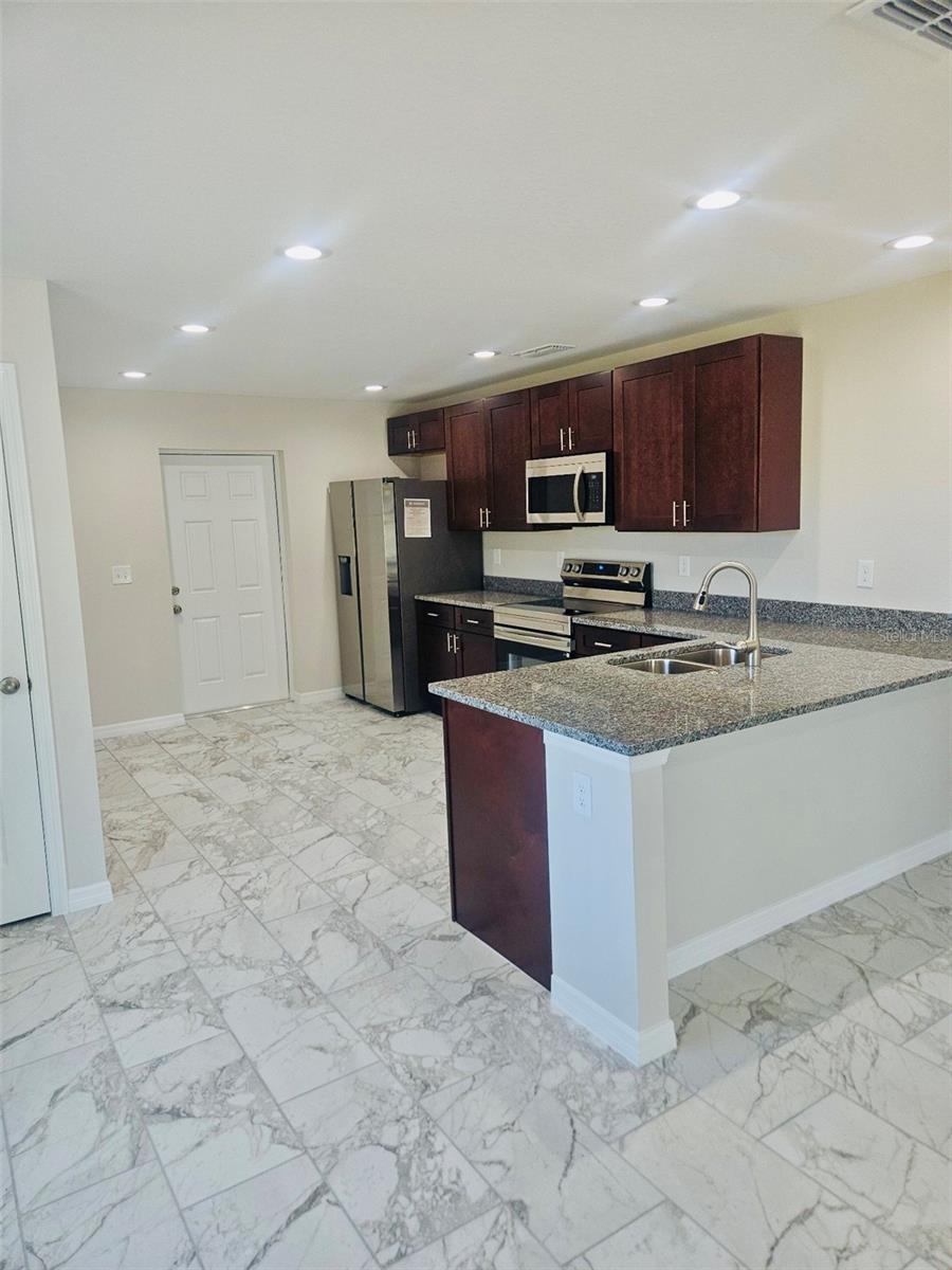 334 MOUNTAIN DR, BABSON PARK, FL, 33827