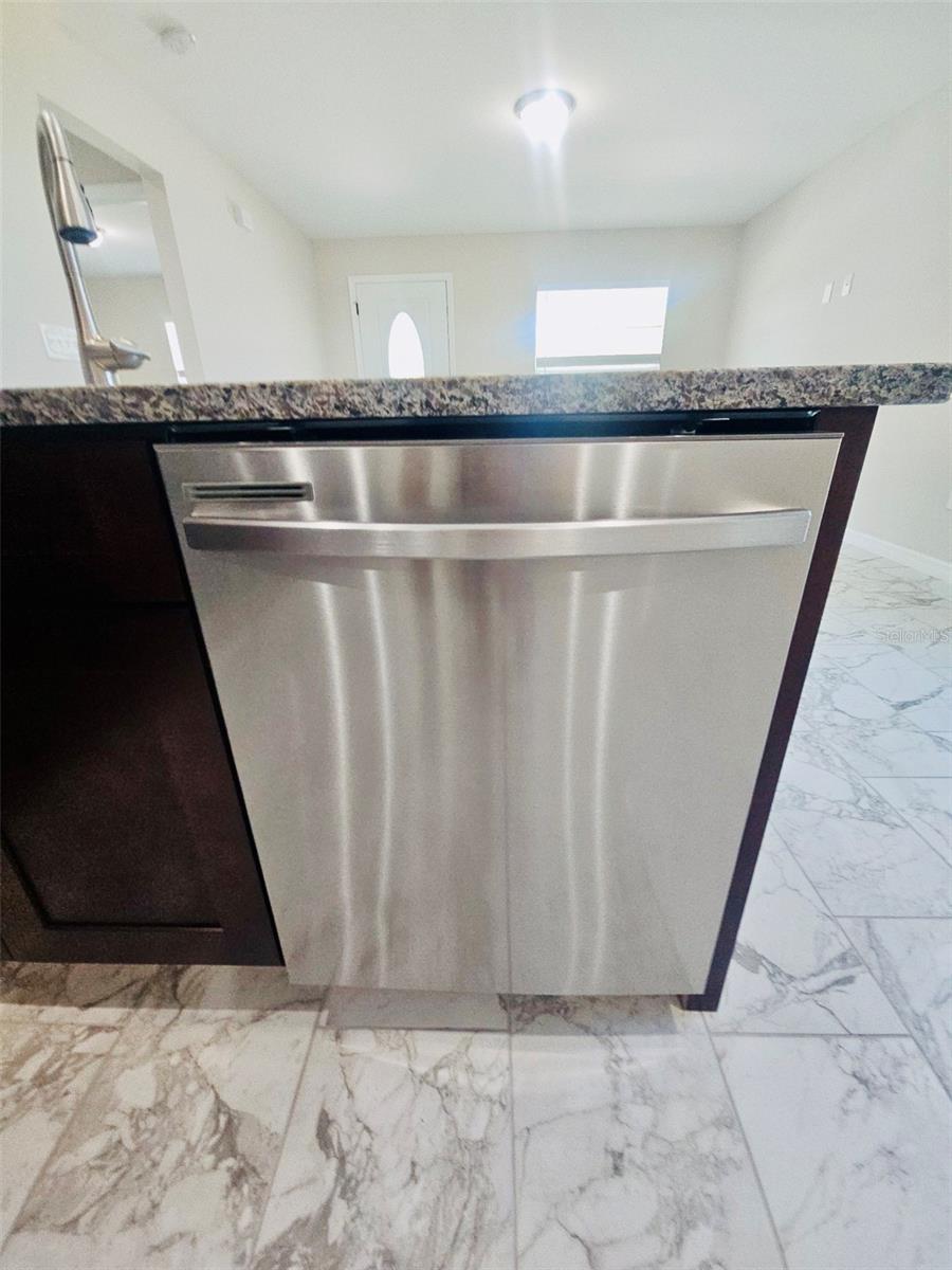 334 MOUNTAIN DR, BABSON PARK, FL, 33827