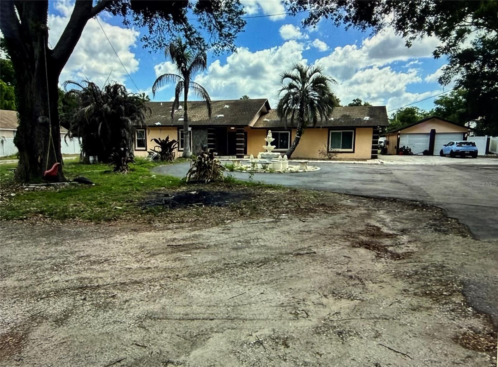 1212 S TAYLOR RD, SEFFNER, FL, 33584