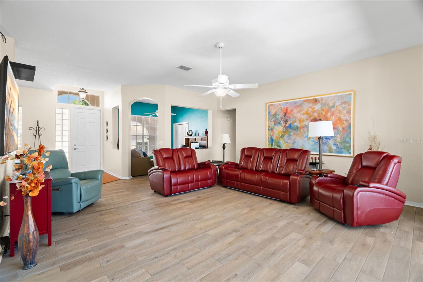 1134 SIGNATURE DR, SUN CITY CENTER, FL, 33573