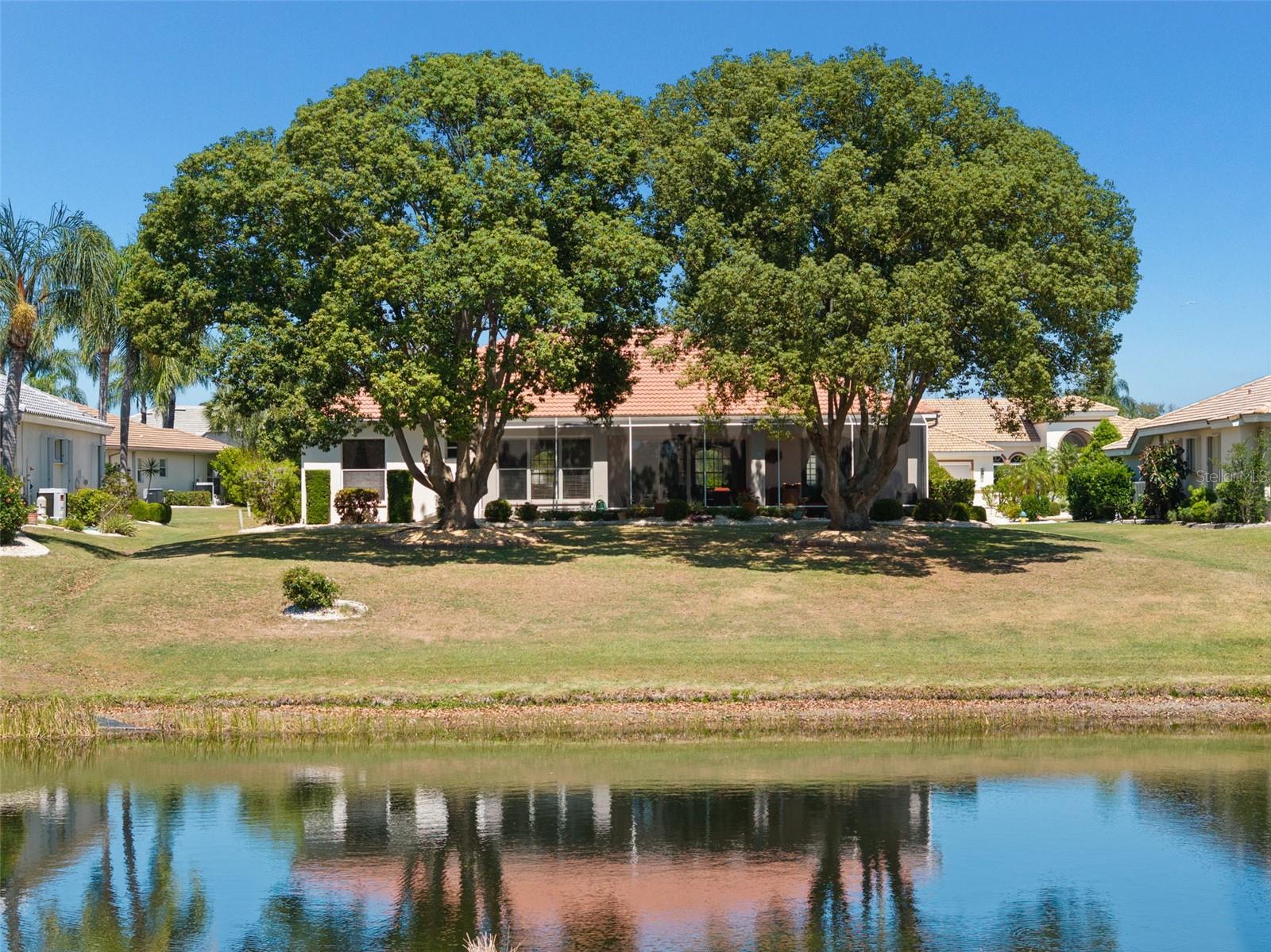 1134 SIGNATURE DR, SUN CITY CENTER, FL, 33573